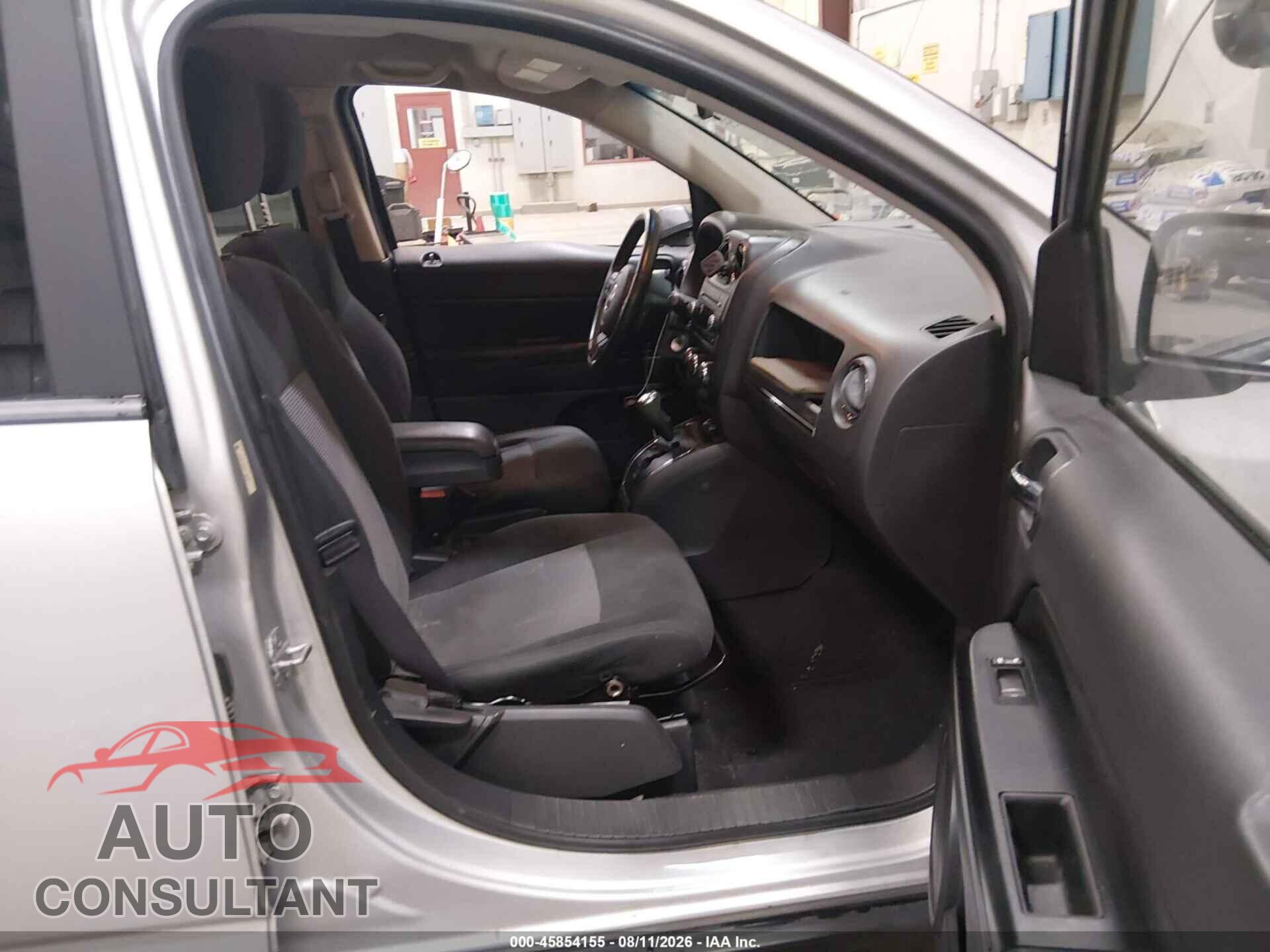 JEEP COMPASS 2011 - 1J4NT1FB2BD192166