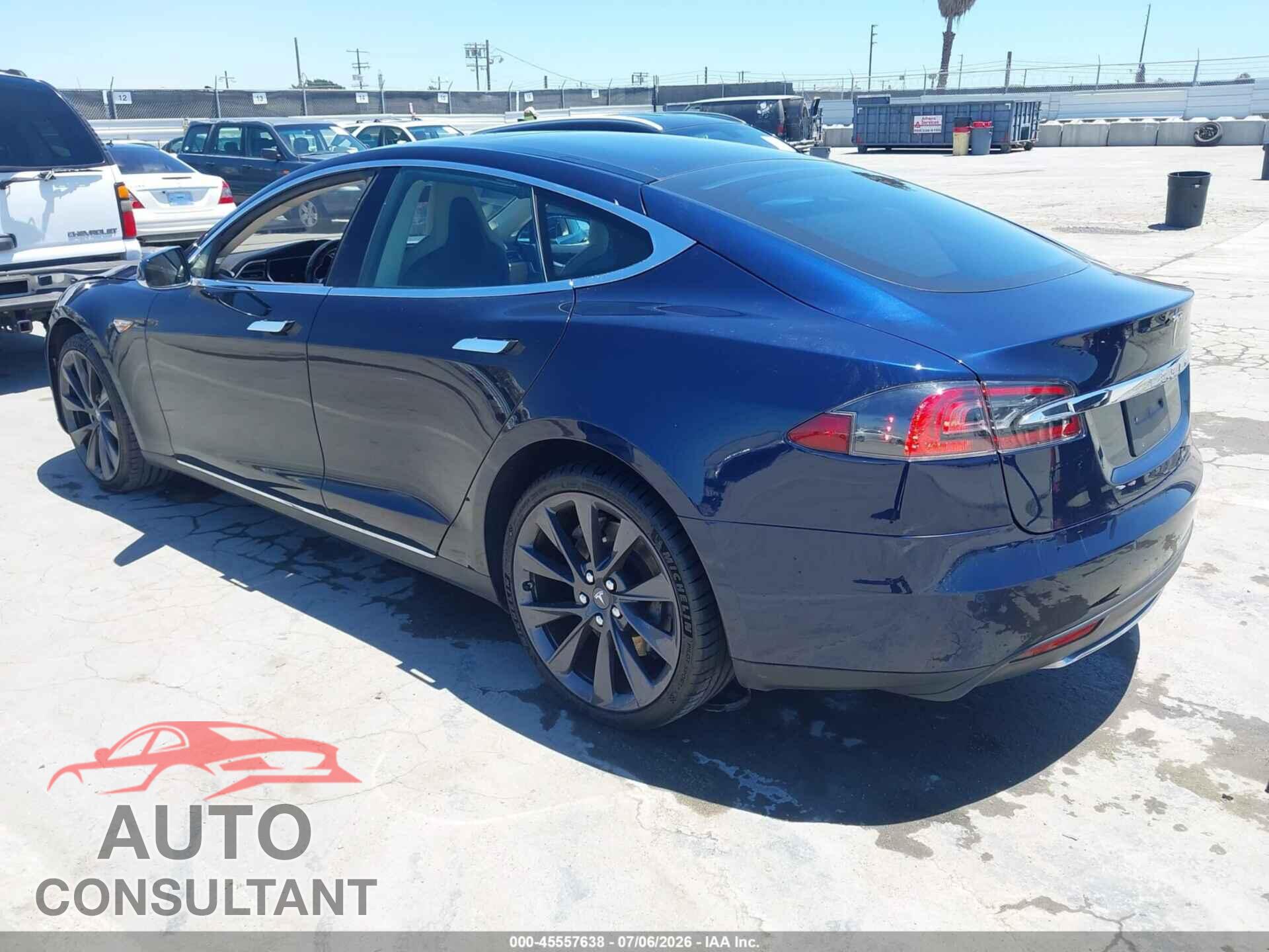 TESLA MODEL S 2013 - 5YJSA1CN8DFP28983