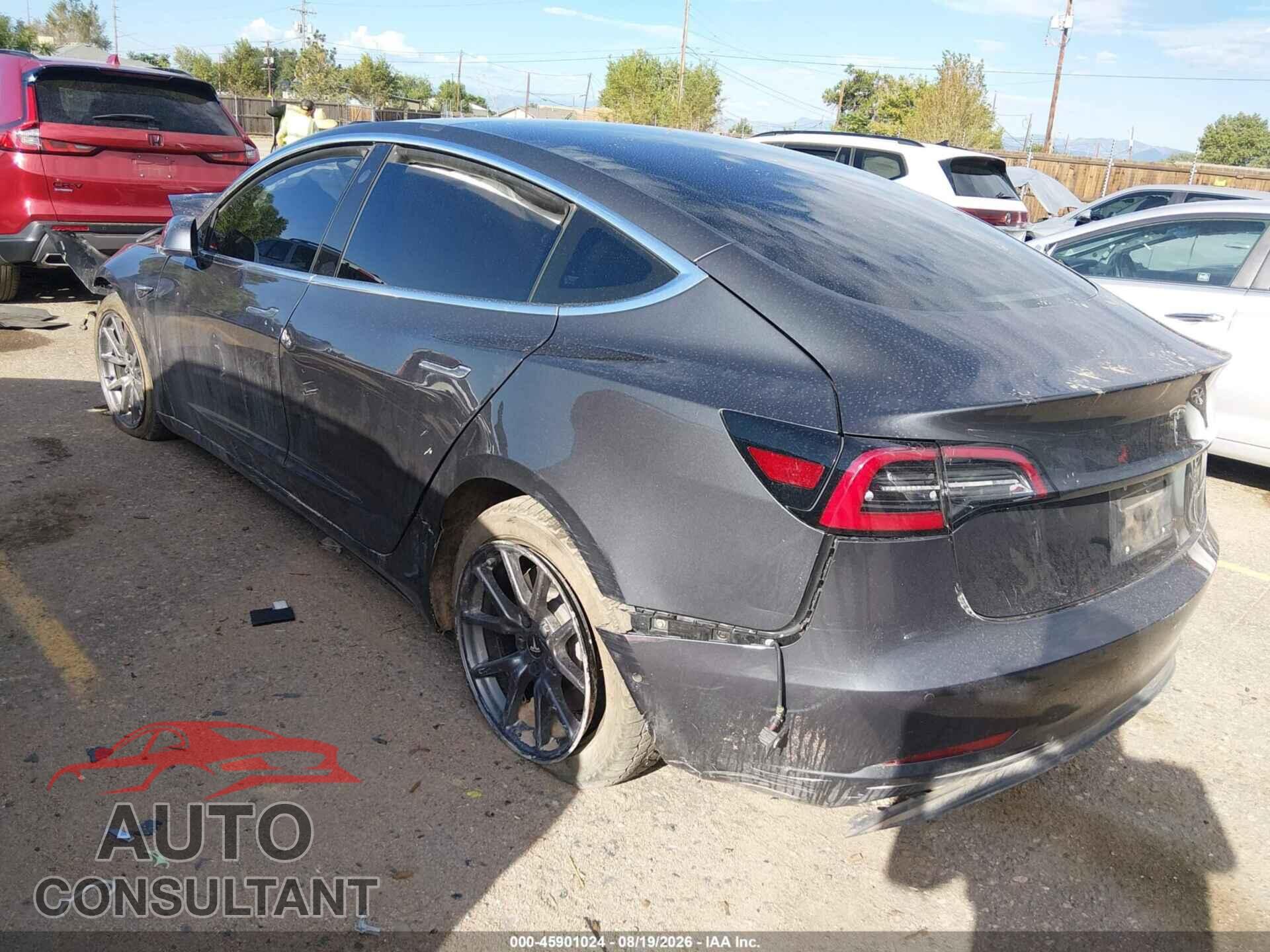 TESLA MODEL 3 2018 - 5YJ3E1EB0JF074987
