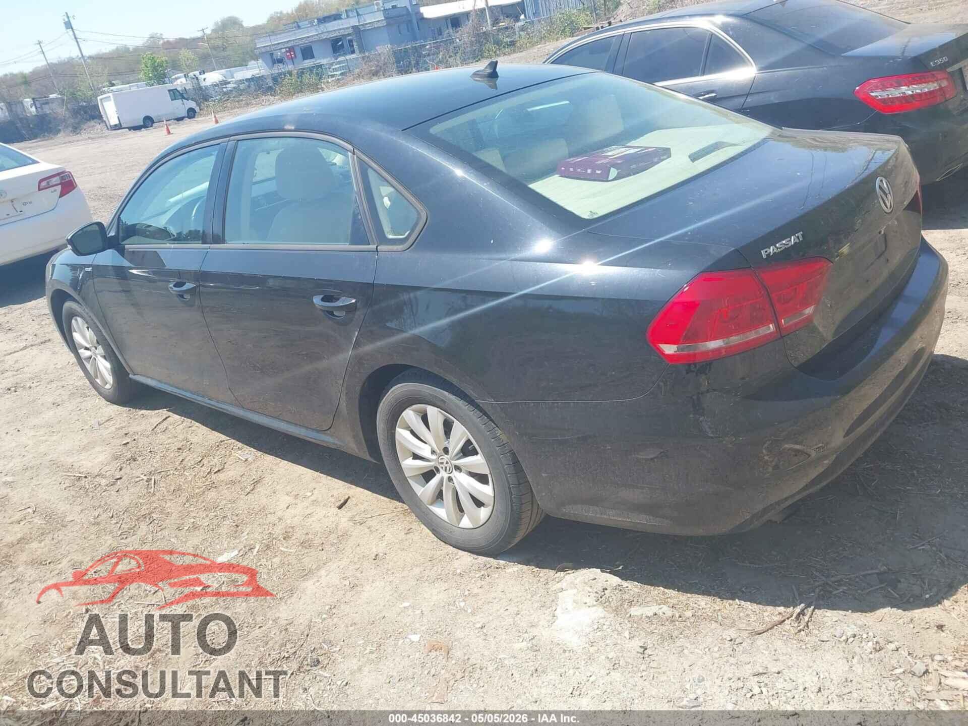 VOLKSWAGEN PASSAT 2014 - 1VWAT7A31EC092039