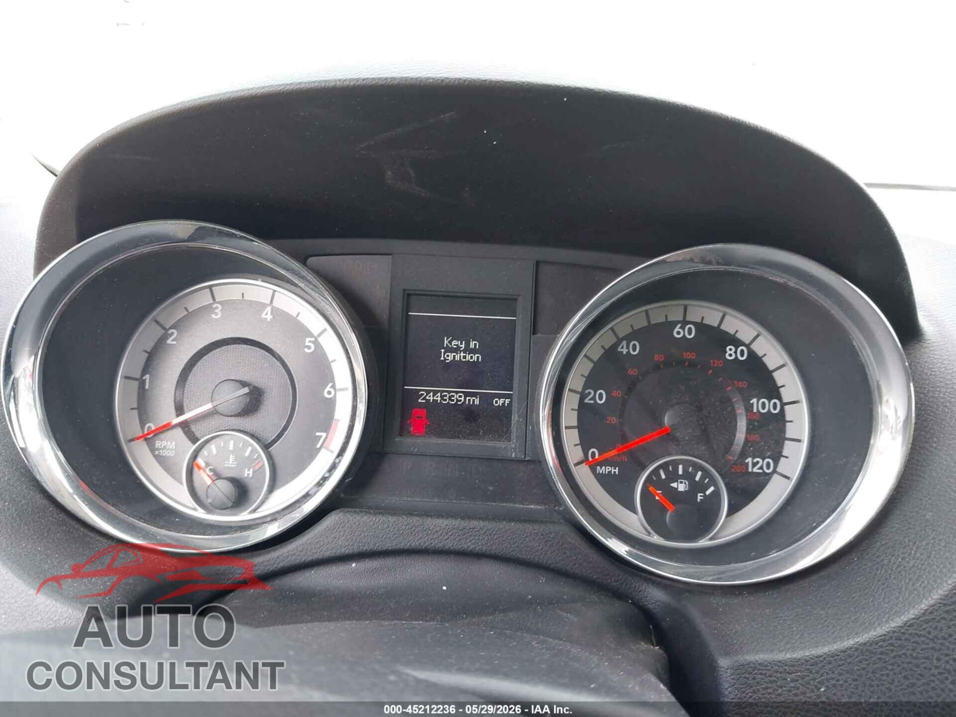 DODGE GRAND CARAVAN 2011 - 2D4RN5DG0BR683049