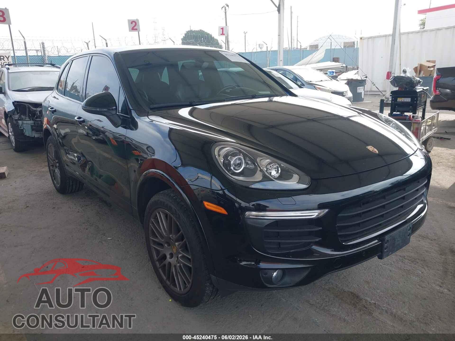 PORSCHE CAYENNE 2018 - WP1AA2A27JKA01096