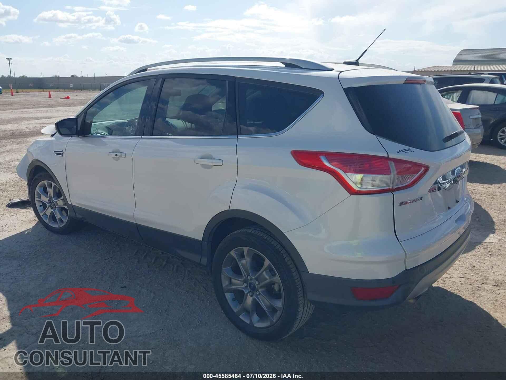 FORD ESCAPE 2015 - 1FMCU0J93FUB93448