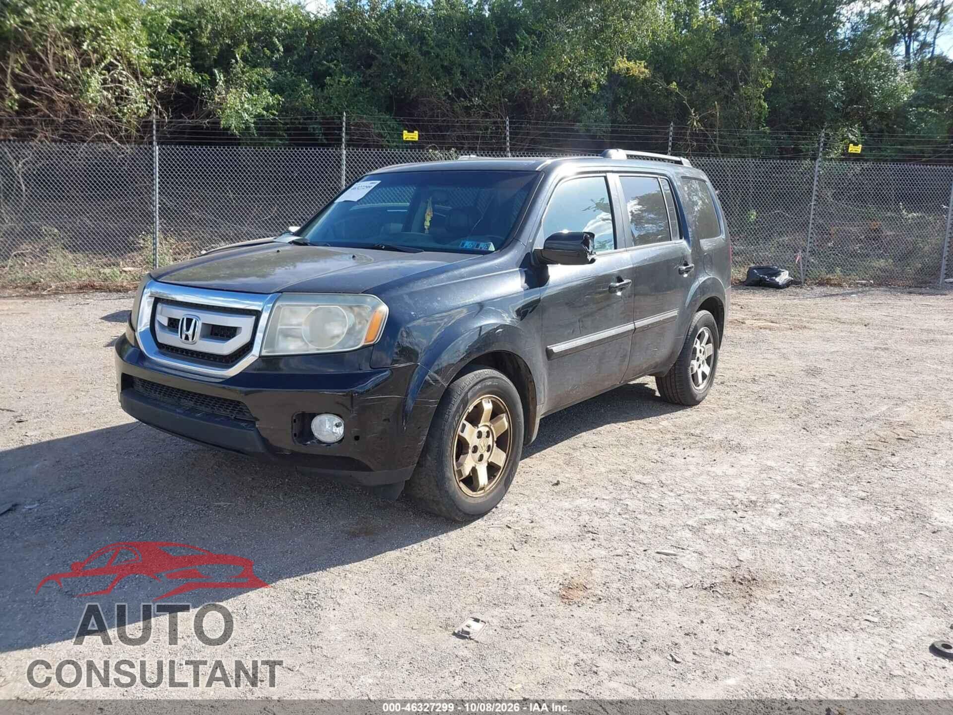 HONDA PILOT 2011 - 5FNYF4H90BB011676