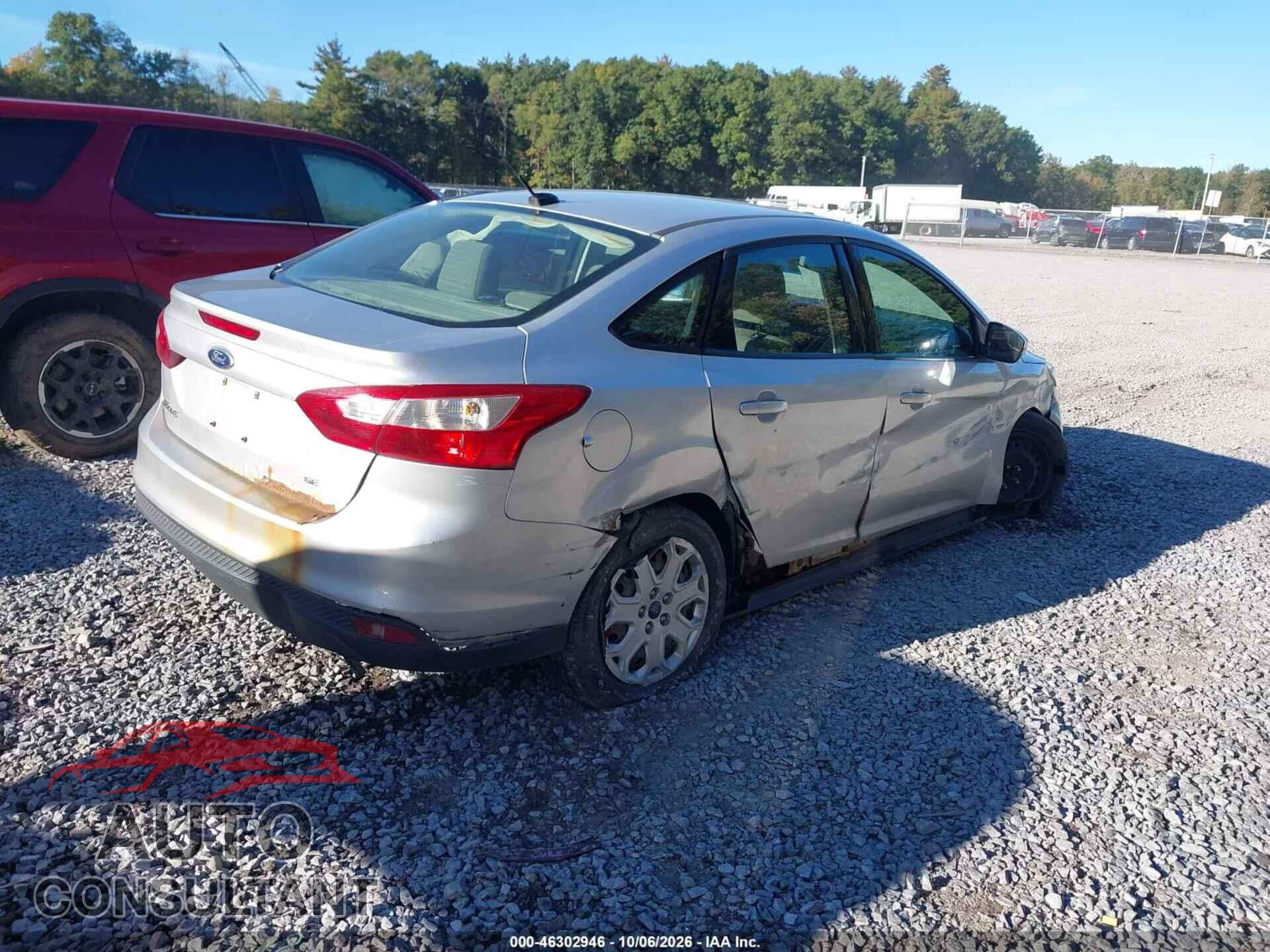 FORD FOCUS 2012 - 1FAHP3F23CL442143
