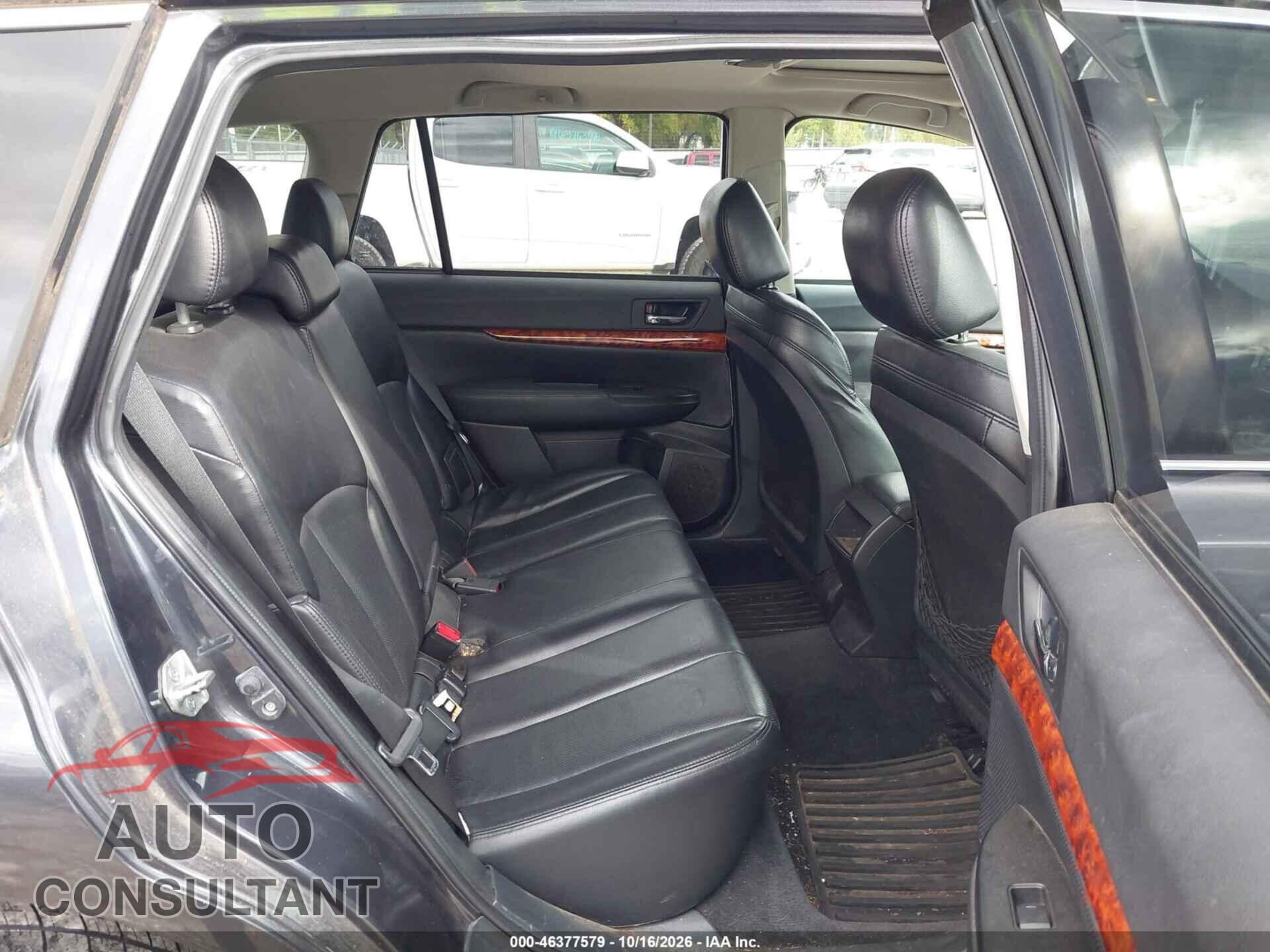 SUBARU OUTBACK 2011 - 4S4BRBKC7B3389945