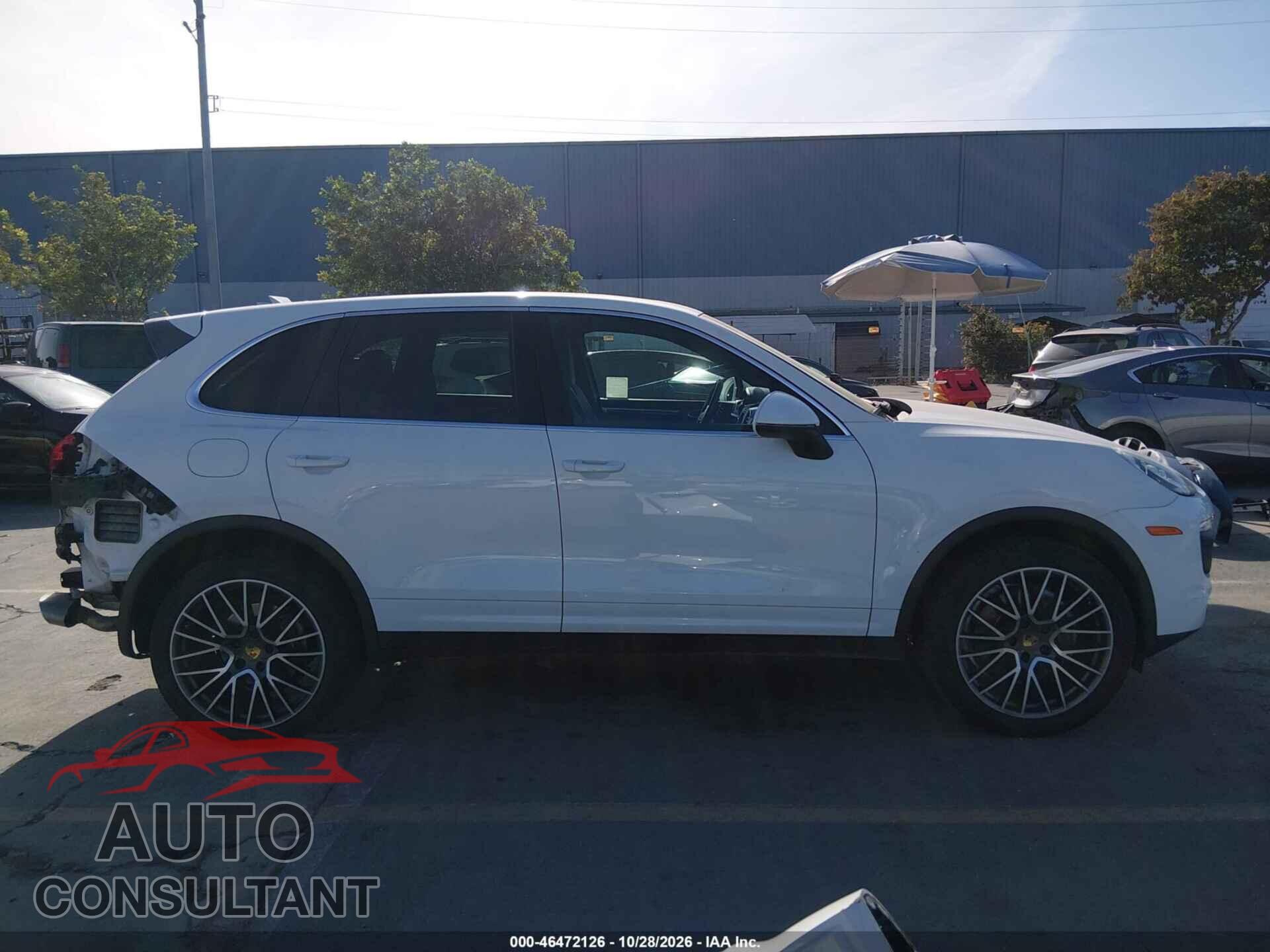 PORSCHE CAYENNE 2016 - WP1AA2A21GKA15617