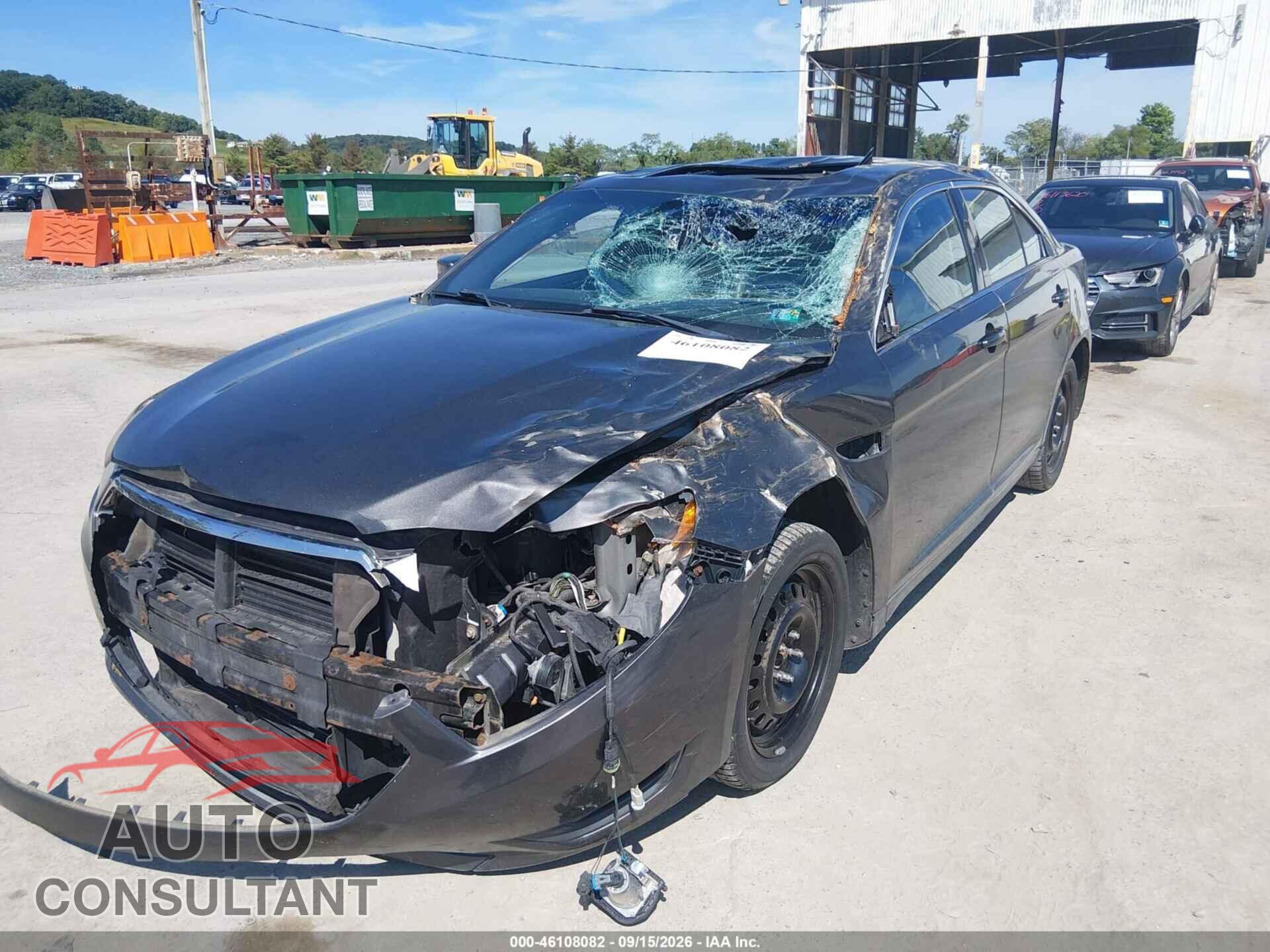 FORD TAURUS 2015 - 1FAHP2E85FG112694