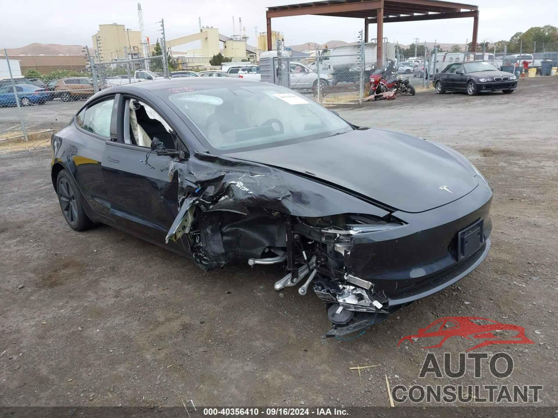 TESLA MODEL 3 2024 - 5YJ3E1EA2RF725796