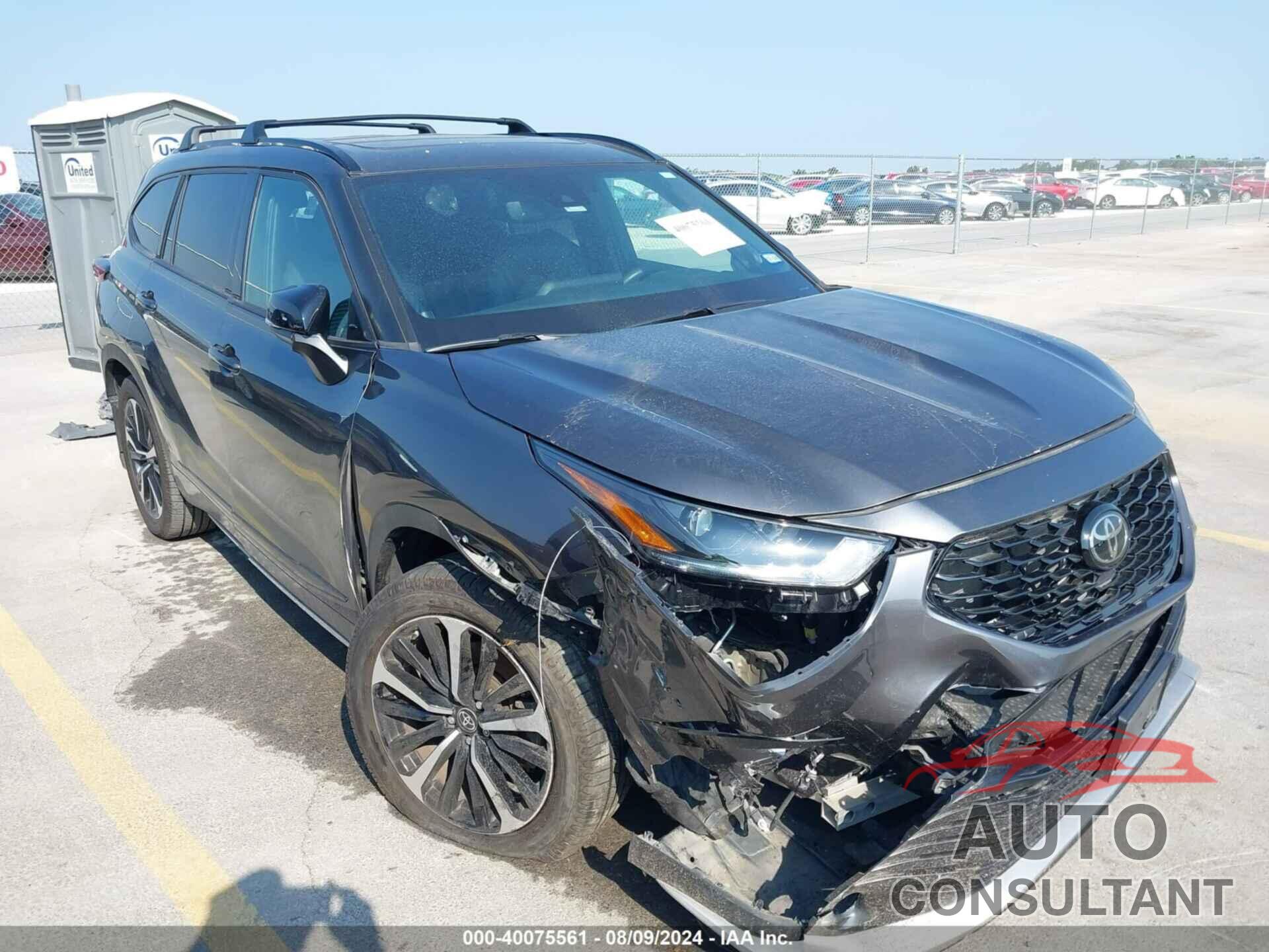 TOYOTA HIGHLANDER 2022 - 5TDJZRAH4NS108547