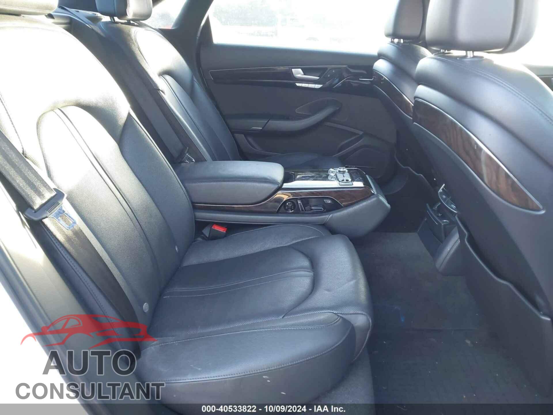 AUDI A8 L 2013 - WAUR2AFD2DN012514