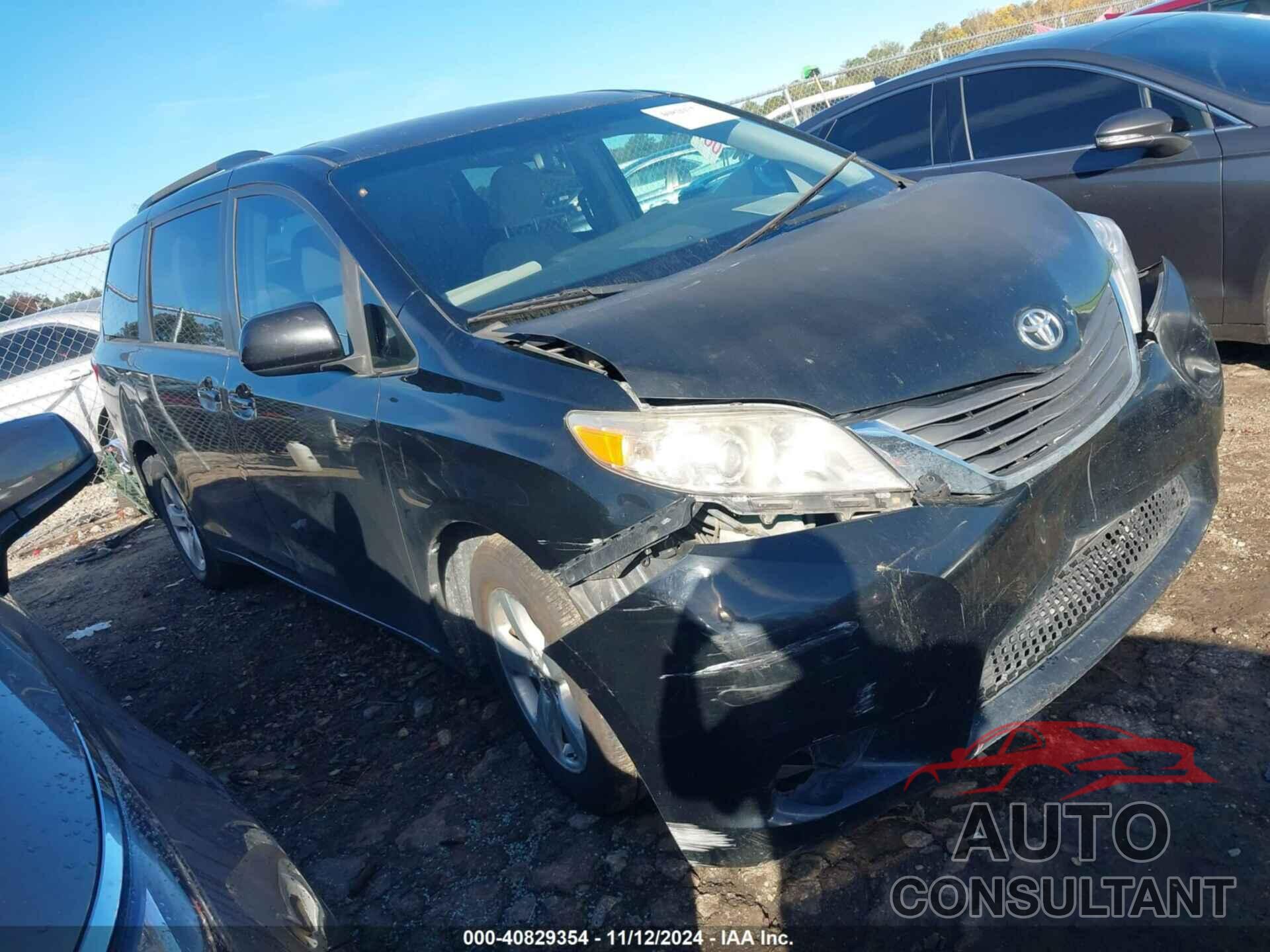 TOYOTA SIENNA 2017 - 5TDKZ3DC2HS806127