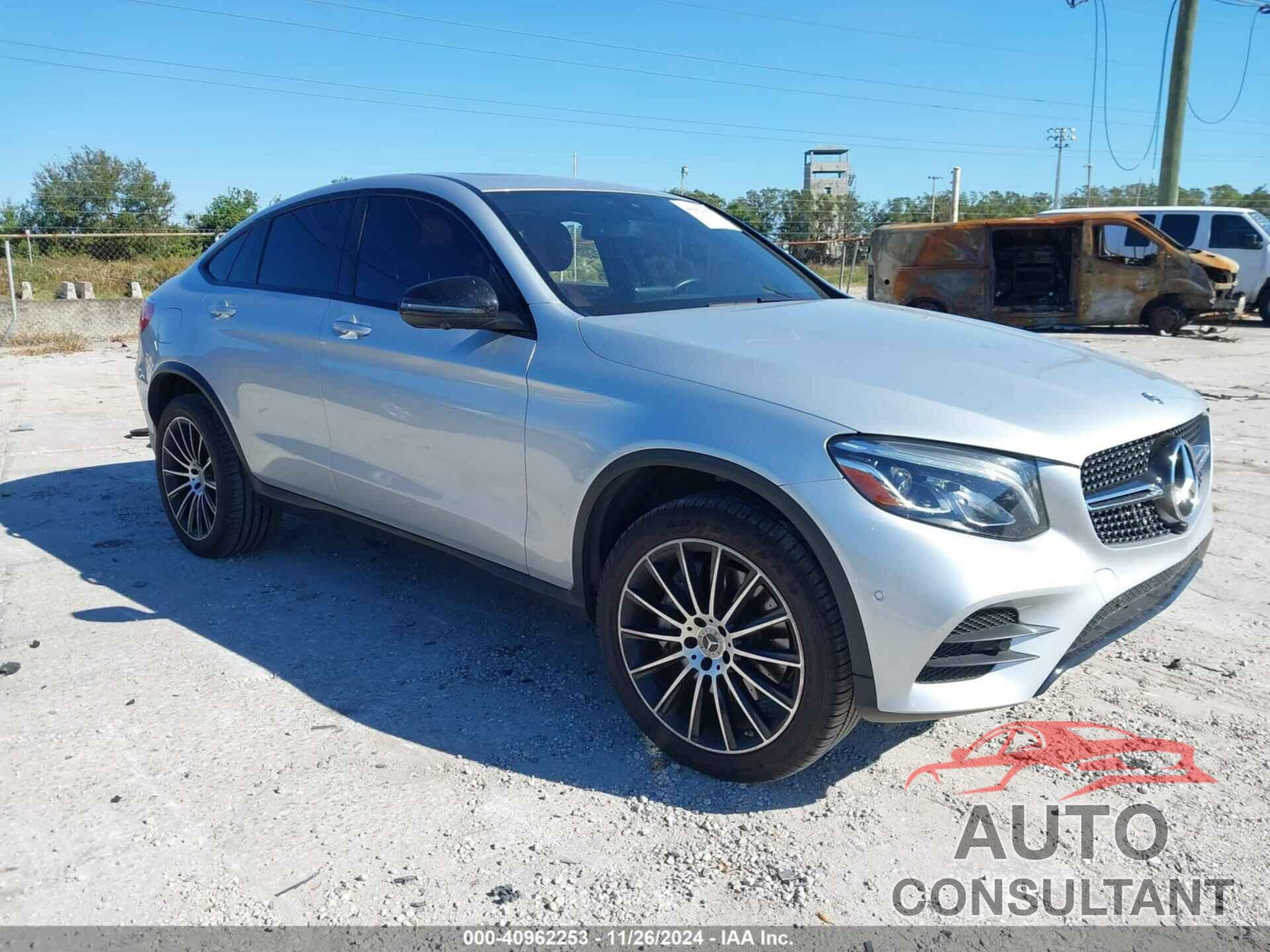 MERCEDES-BENZ GLC 300 COUPE 2019 - WDC0J4KB6KF589309