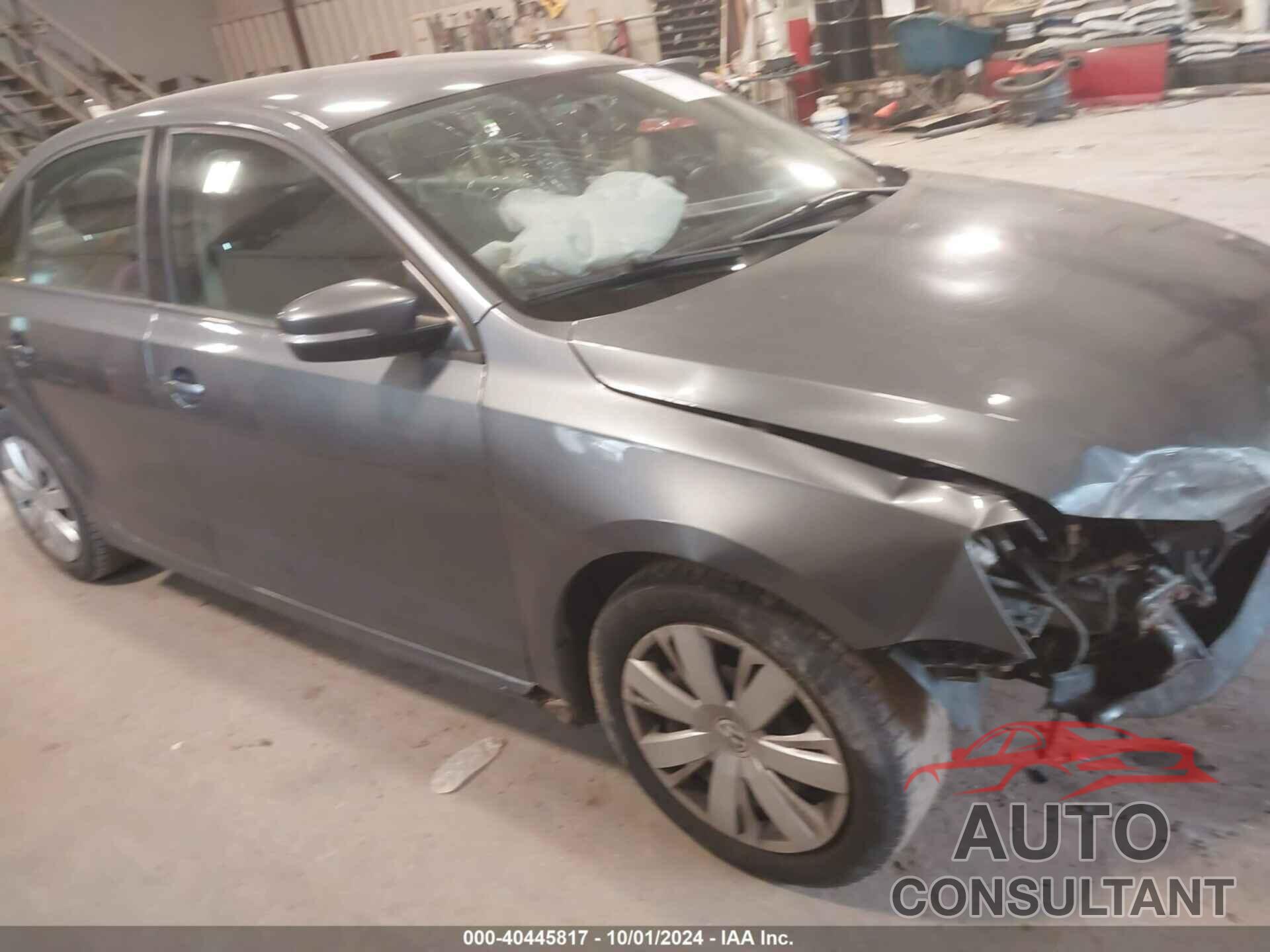VOLKSWAGEN JETTA 2011 - 3VWDX7AJ3BM346151