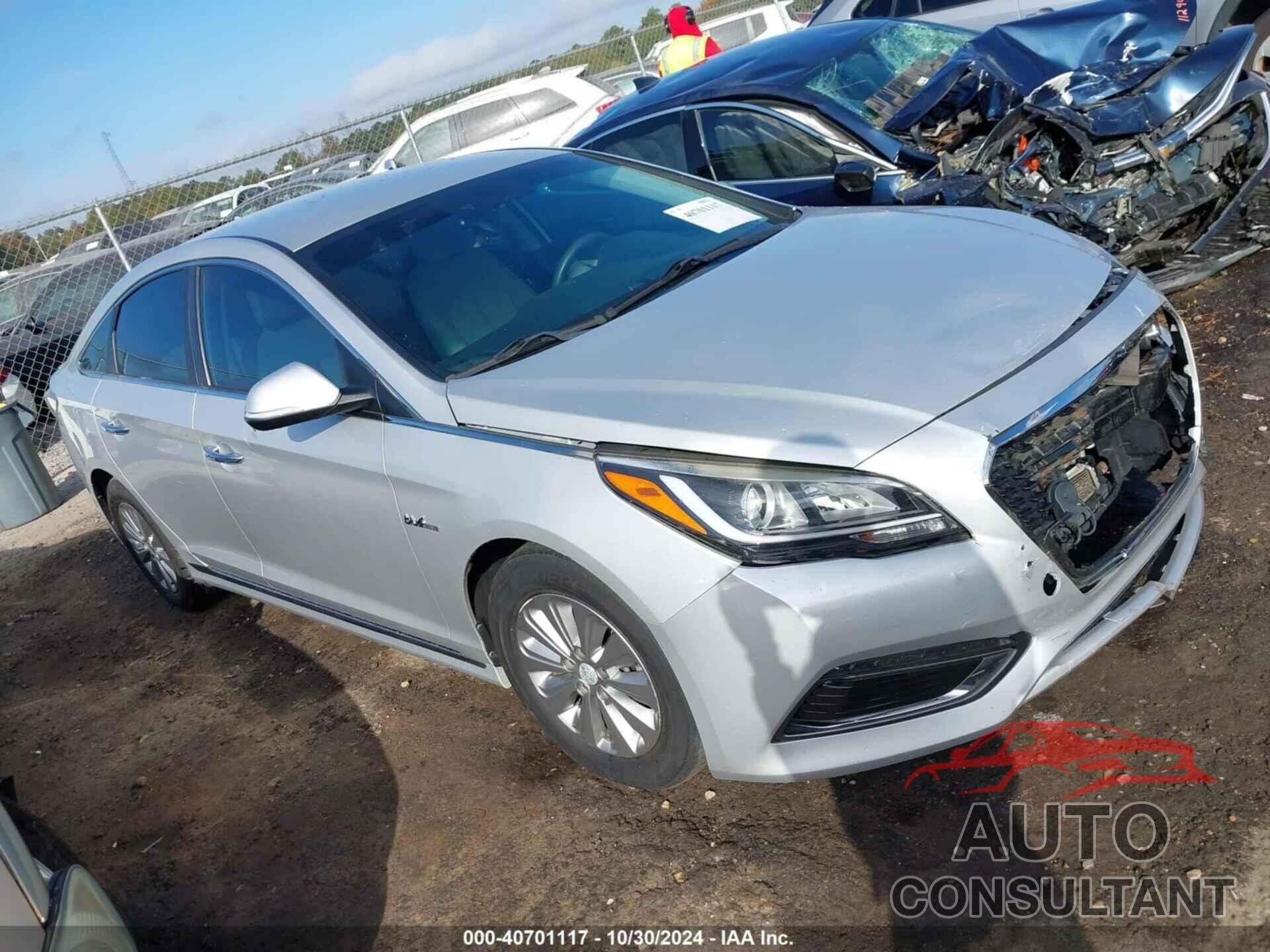 HYUNDAI SONATA HYBRID 2016 - KMHE24L18GA022548