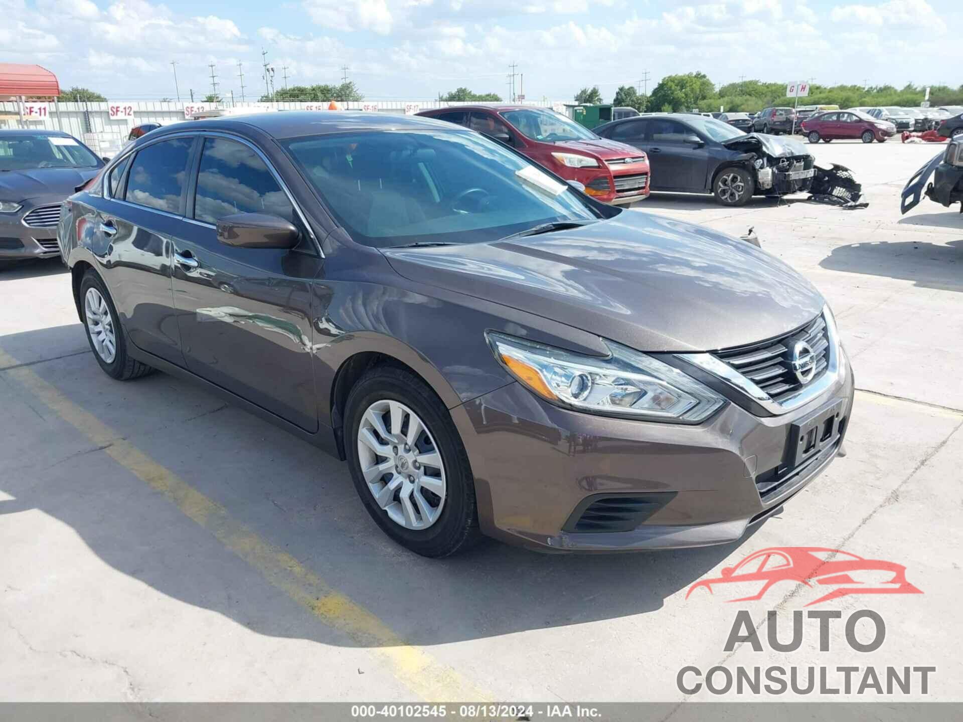 NISSAN ALTIMA 2017 - 1N4AL3AP4HN318426