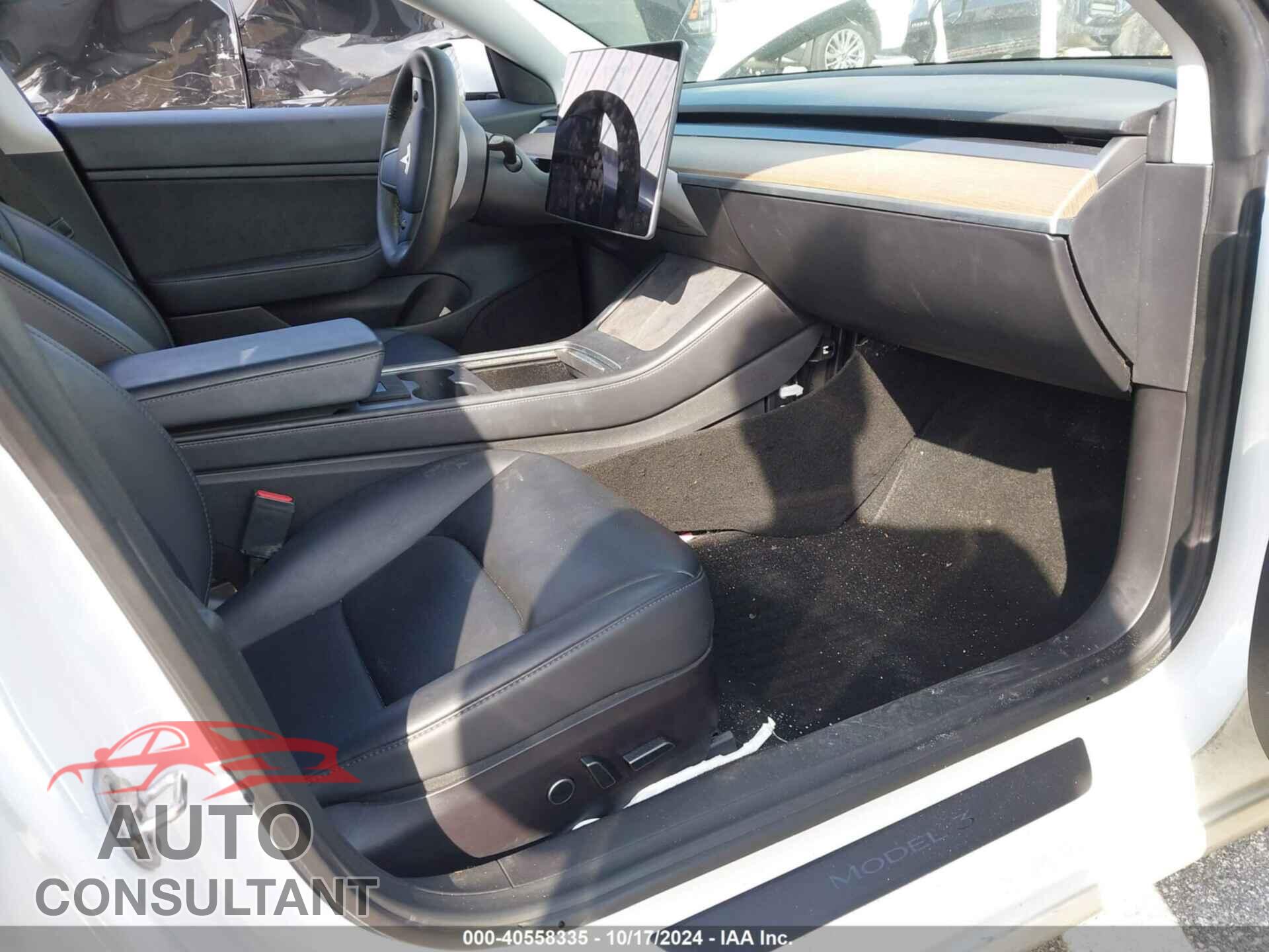TESLA MODEL 3 2021 - 5YJ3E1EA2MF921195
