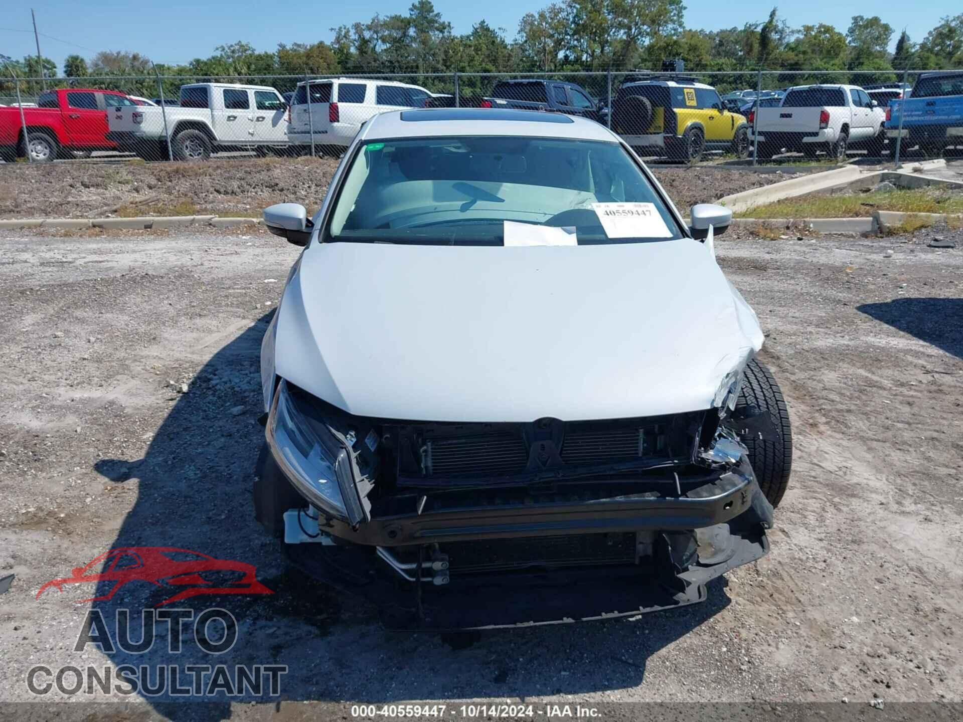 VOLKSWAGEN JETTA 2017 - 3VWDB7AJ2HM414866