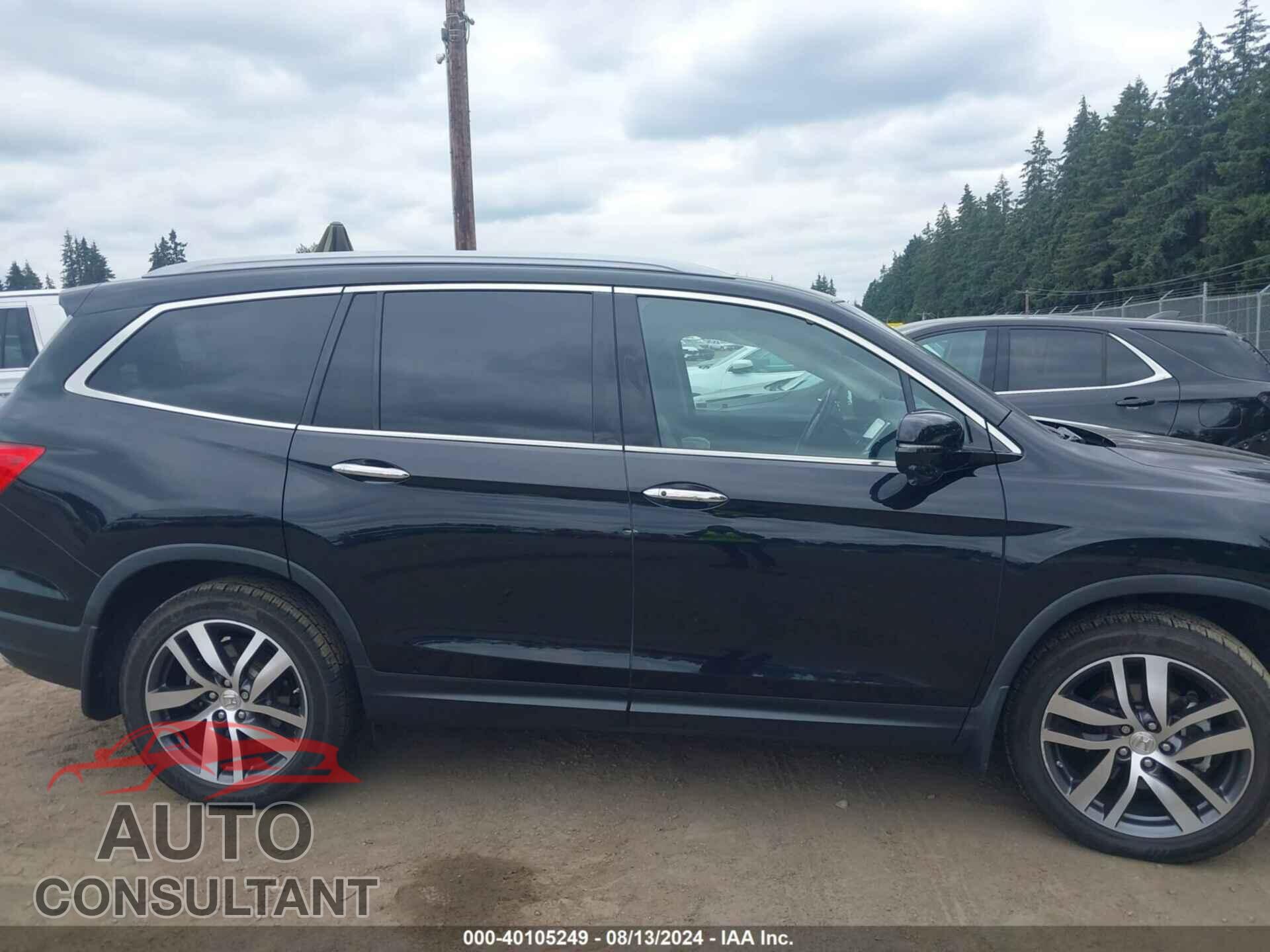 HONDA PILOT 2017 - 5FNYF6H95HB069206