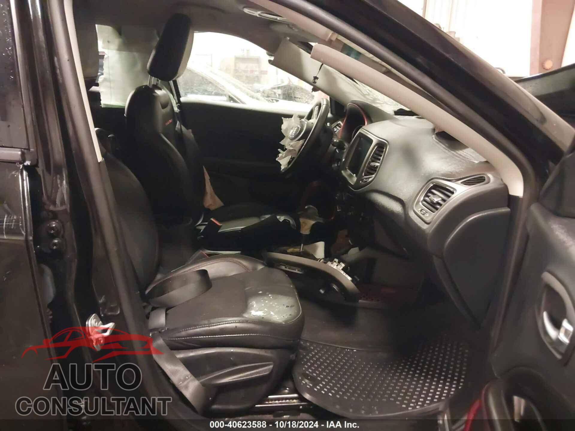 JEEP COMPASS 2018 - 3C4NJDDB5JT234631