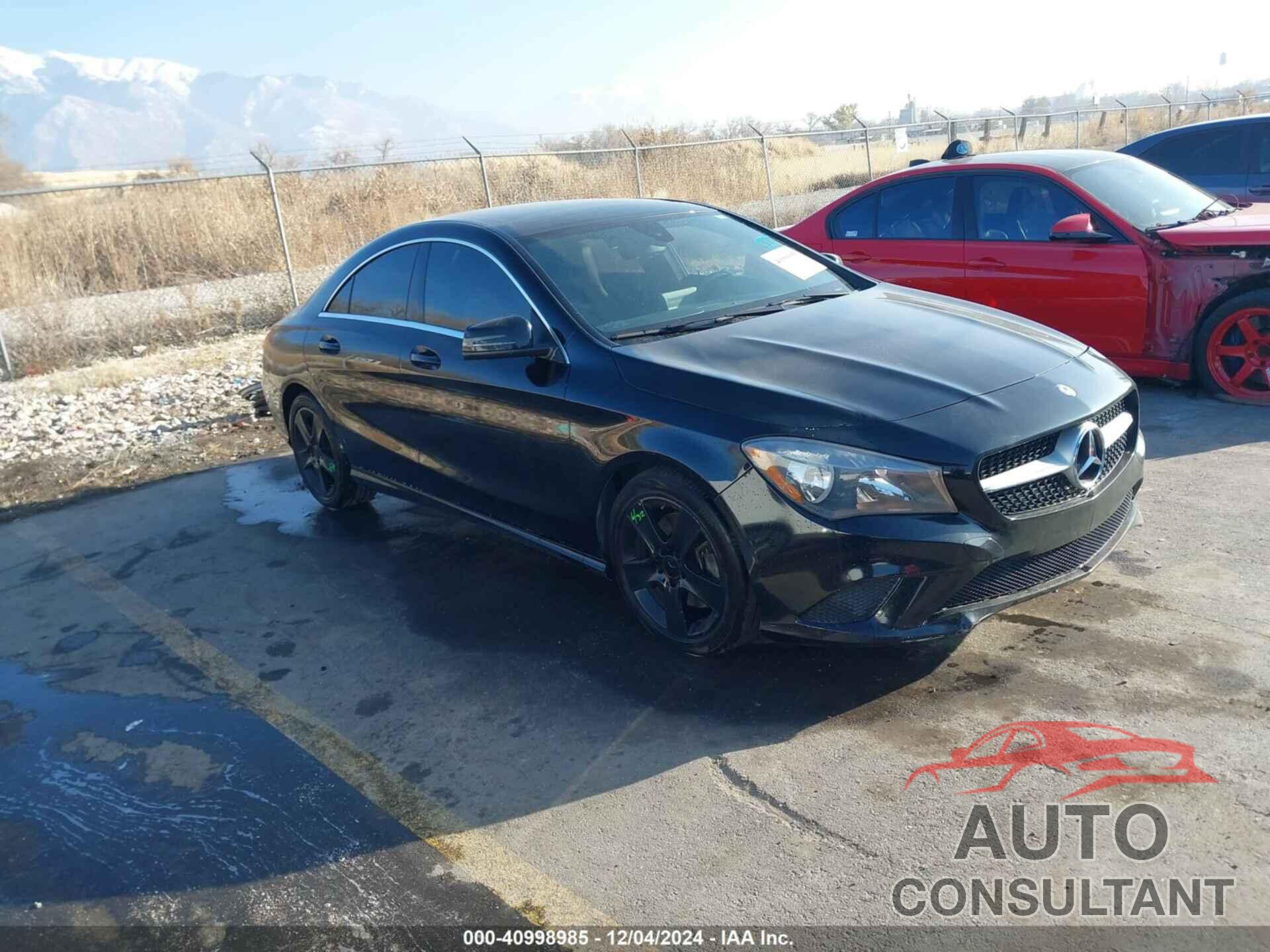 MERCEDES-BENZ CLA 250 2015 - WDDSJ4EB1FN243826
