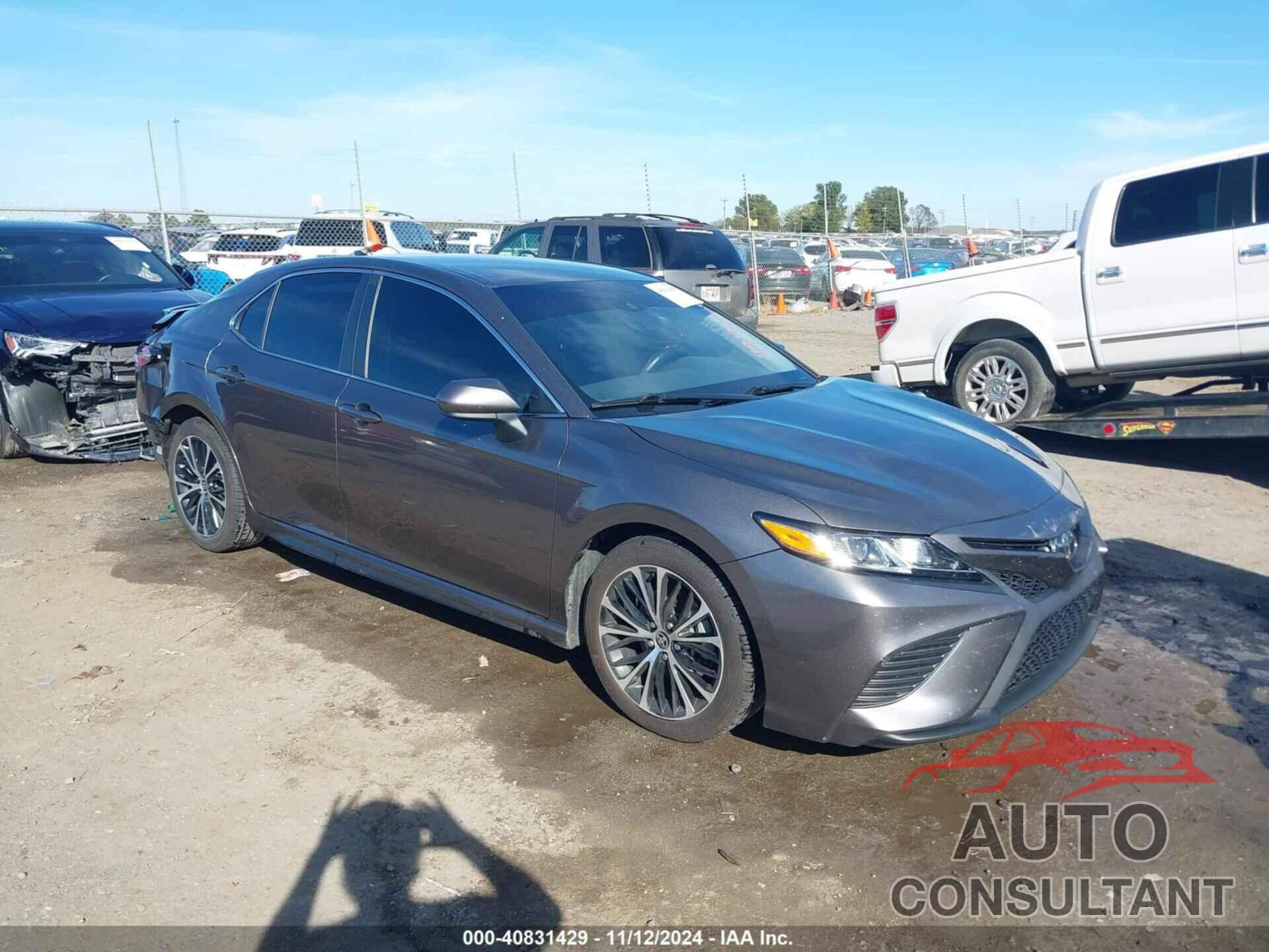 TOYOTA CAMRY 2020 - 4T1G11AK7LU979767