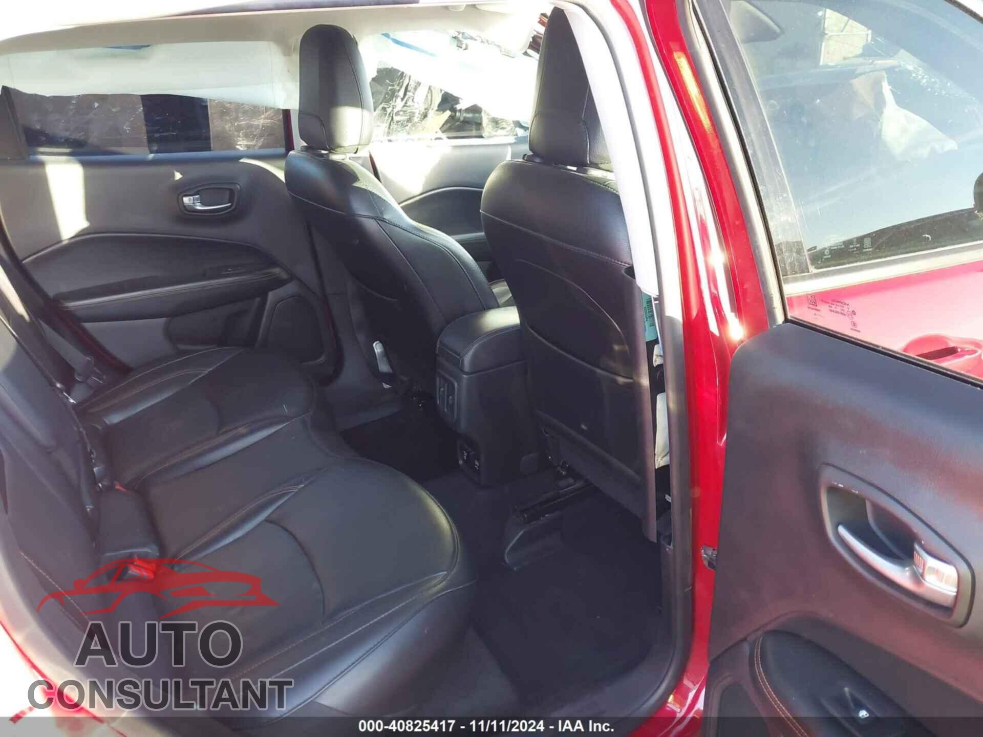 JEEP COMPASS 2019 - 3C4NJCCB6KT749151