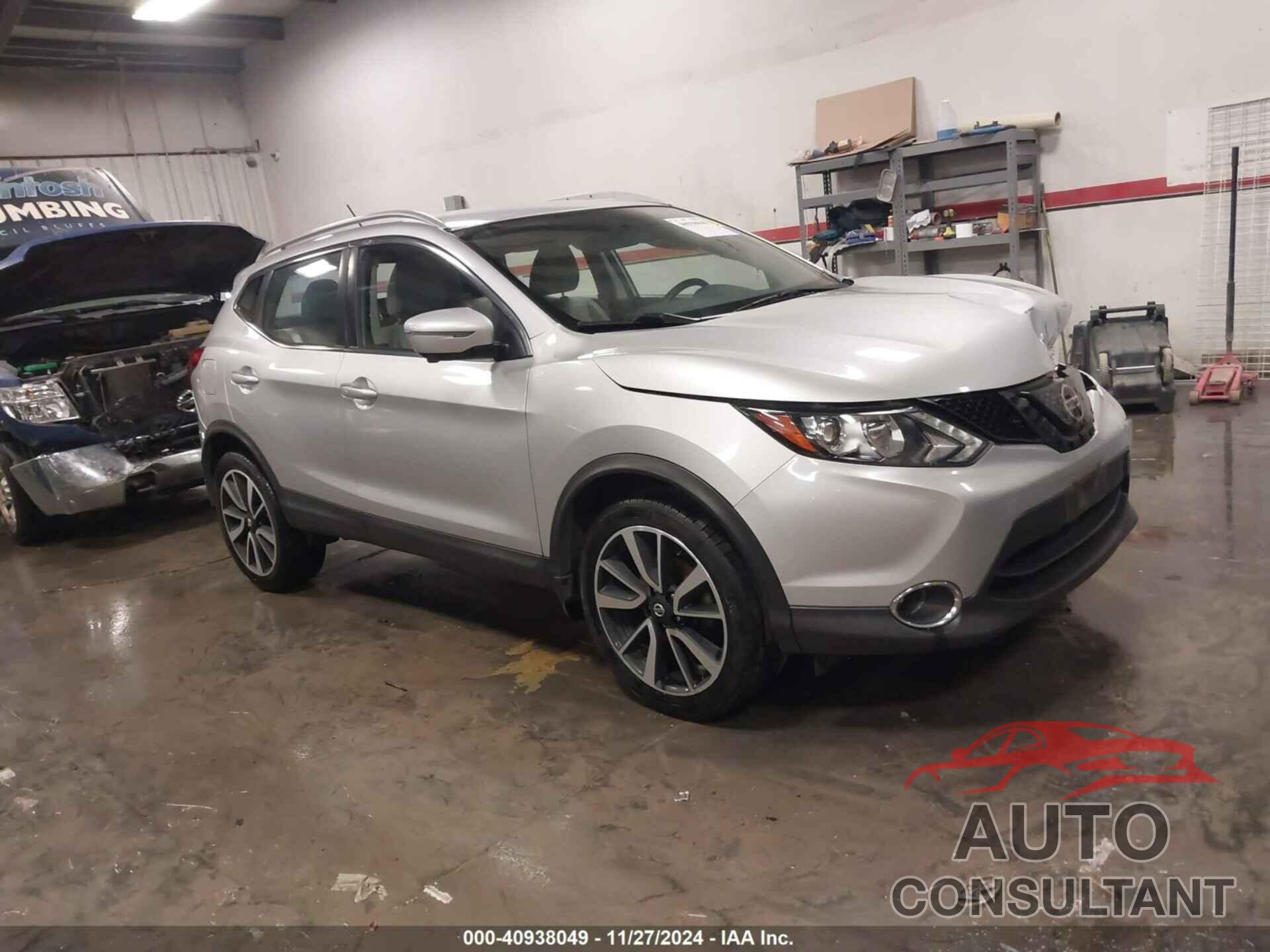 NISSAN ROGUE SPORT 2018 - JN1BJ1CRXJW283109