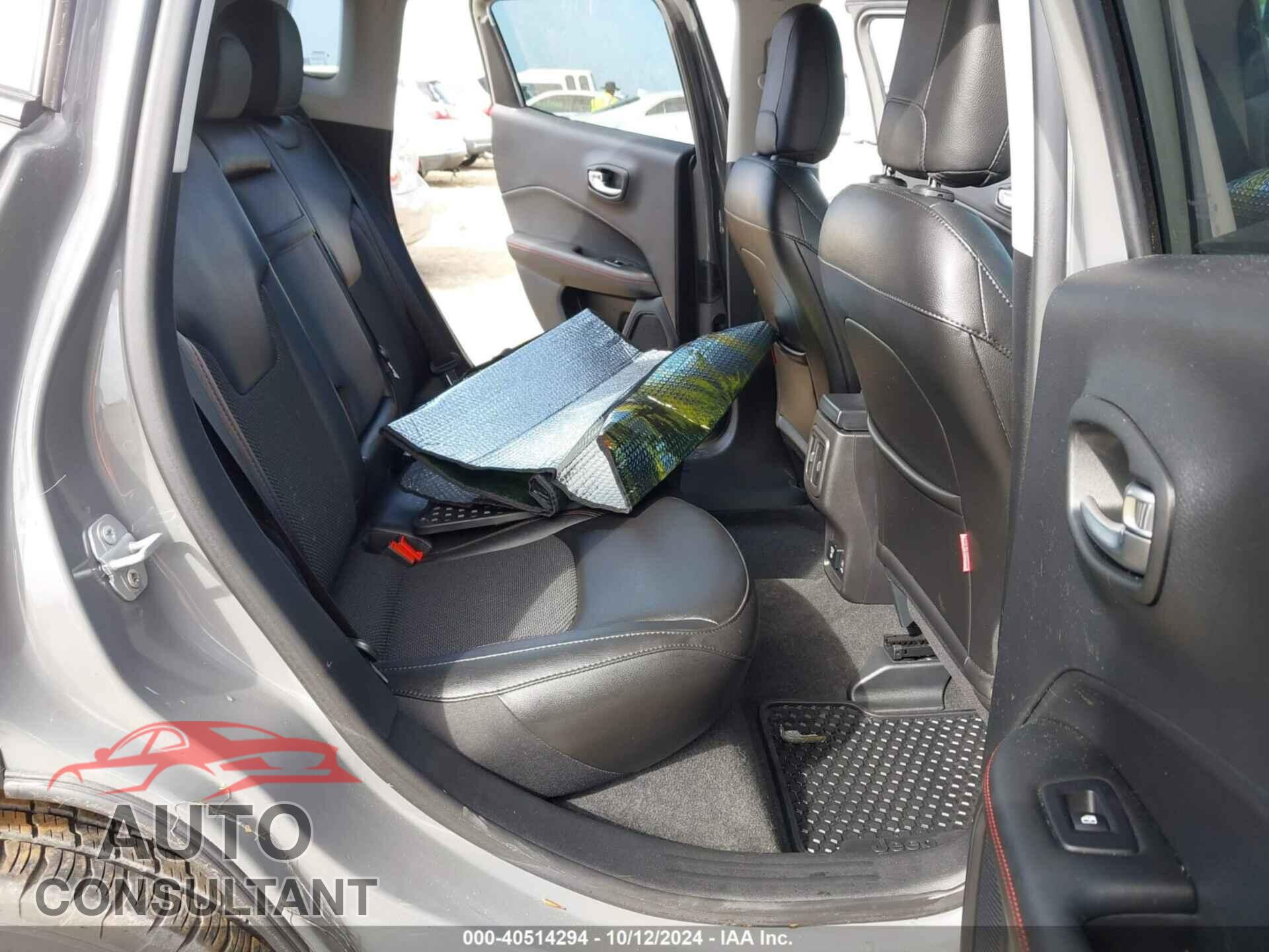 JEEP COMPASS 2020 - 3C4NJDDB8LT144151
