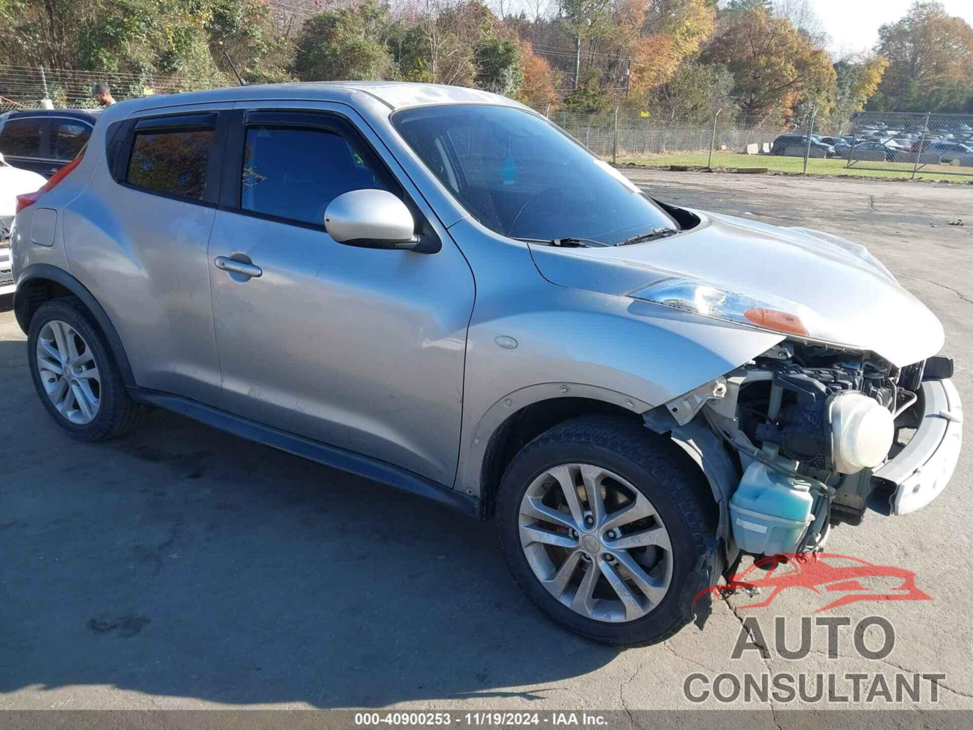 NISSAN JUKE 2011 - JN8AF5MR8BT010774