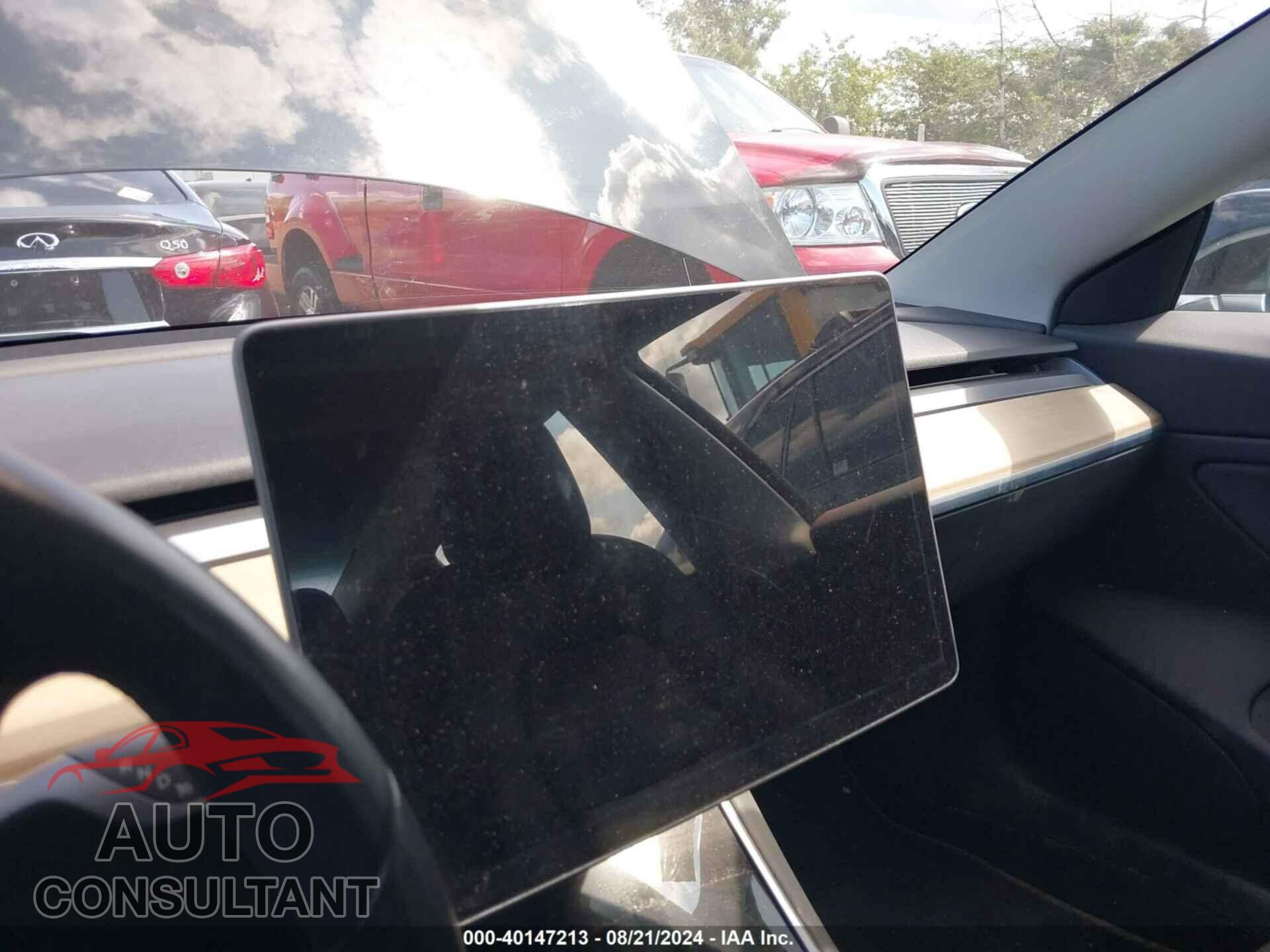 TESLA MODEL 3 2018 - 5YJ3E1EA4JF046844