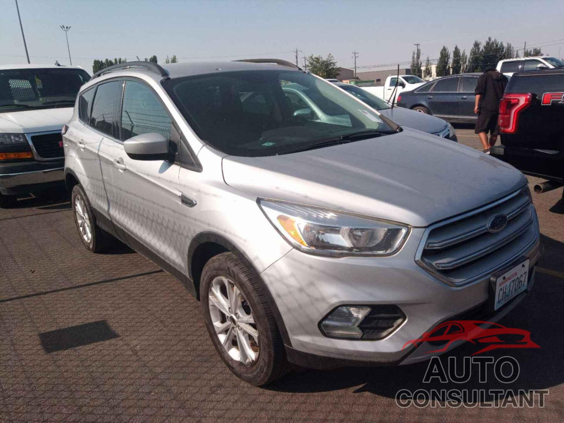 FORD ESCAPE 2018 - 1FMCU9GDXJUB02166