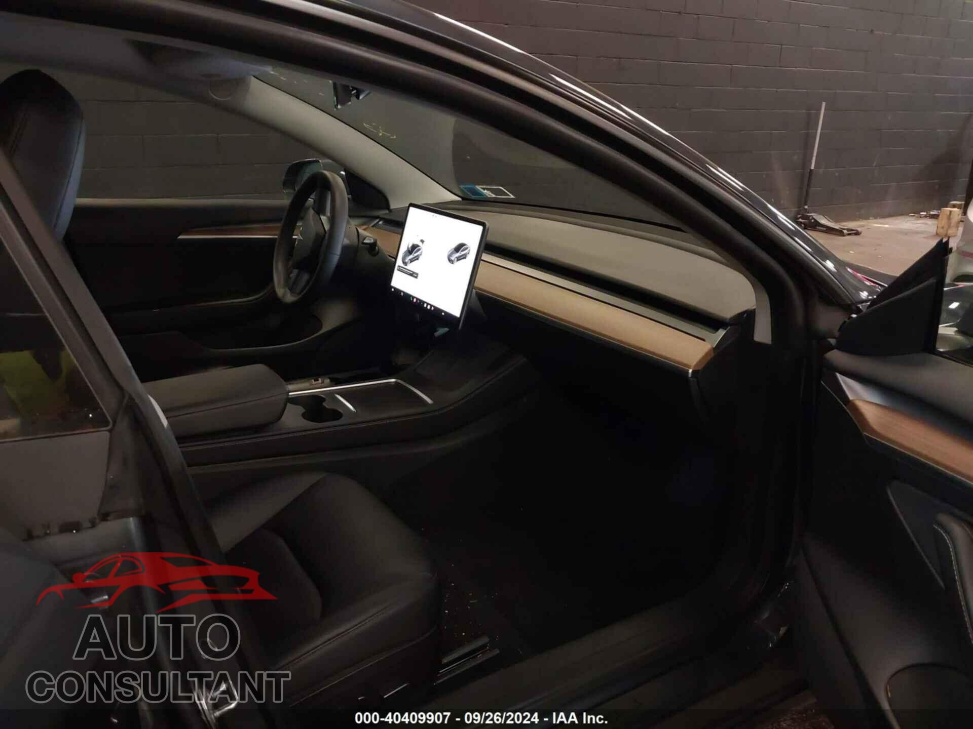 TESLA MODEL 3 2022 - 5YJ3E1EB9NF272604