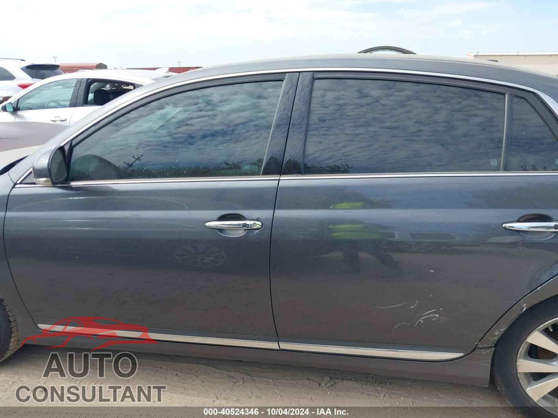 TOYOTA AVALON 2011 - 4T1BK3DB3BU381558