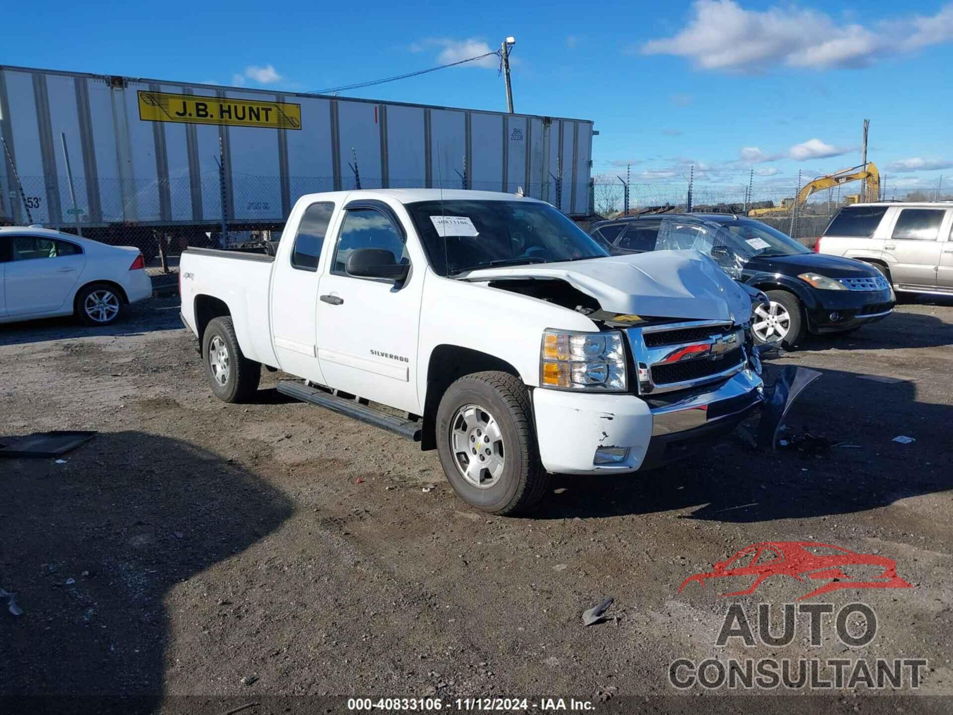 CHEVROLET SILVERADO 1500 2011 - 1GCRKSE39BZ345493
