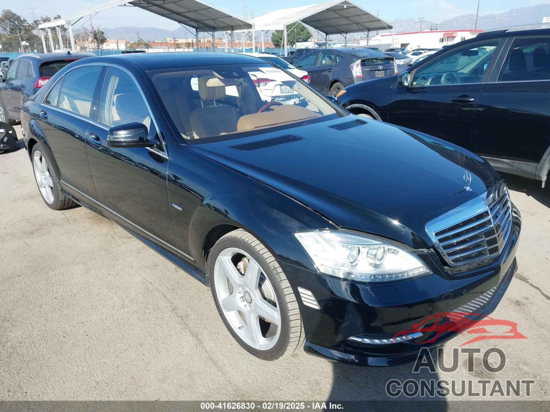 MERCEDES-BENZ S 550 2012 - WDDNG7DBXCA425719