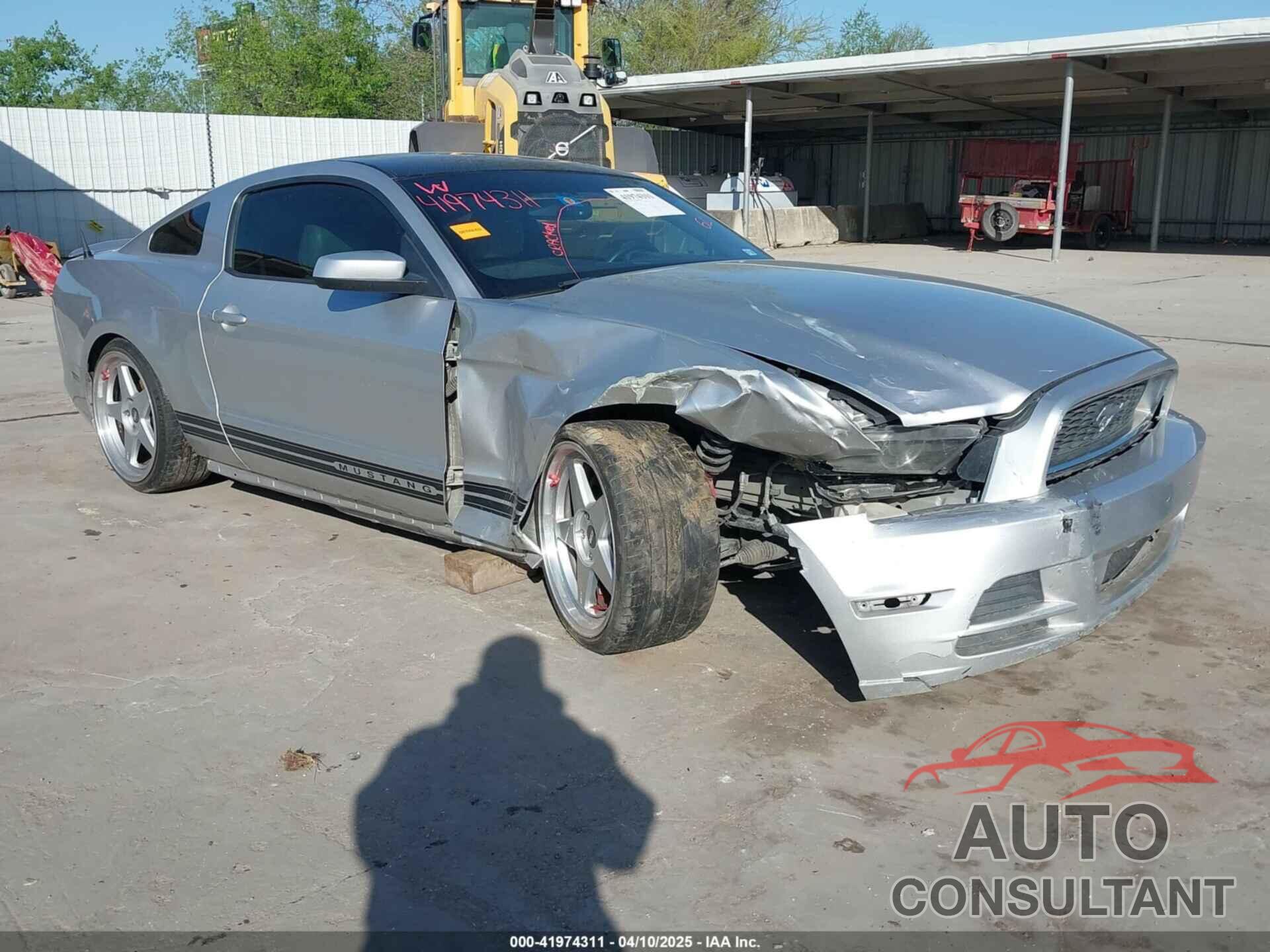 FORD MUSTANG 2014 - 1ZVBP8AM9E5295109