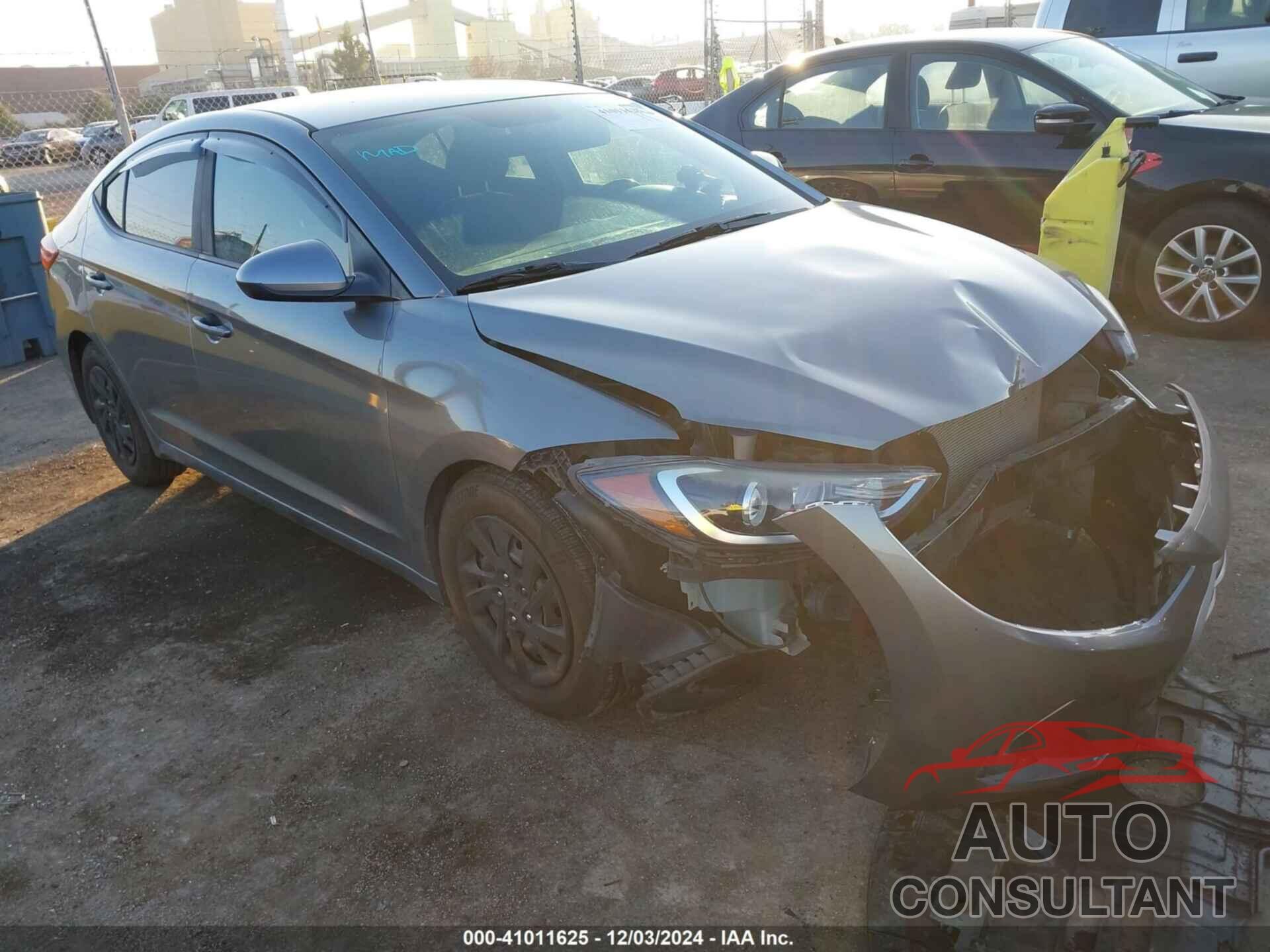 HYUNDAI ELANTRA 2017 - KMHD74LF2HU407550