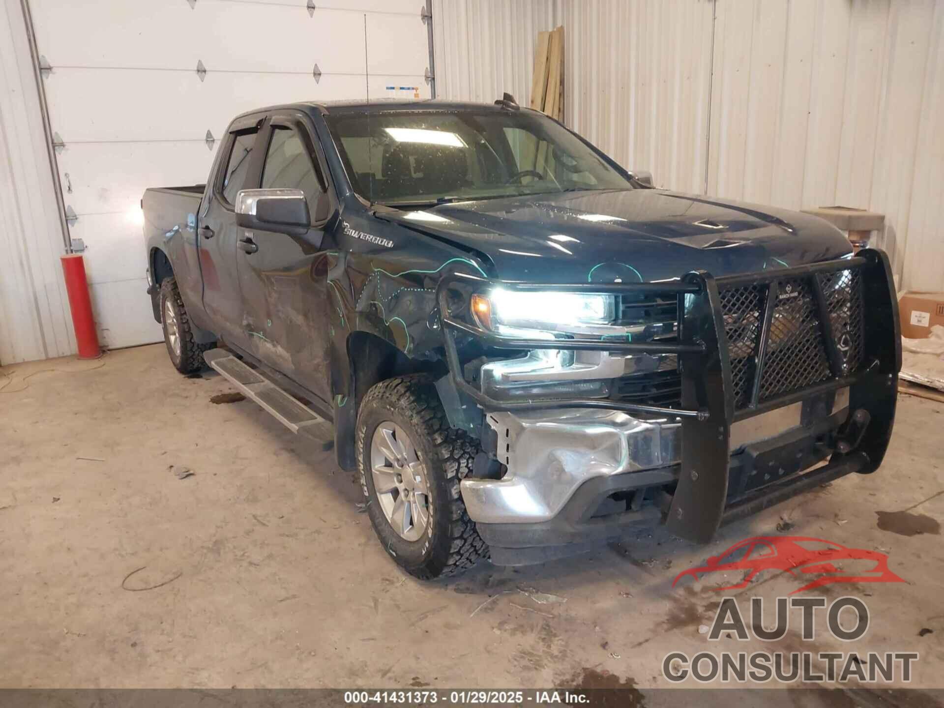 CHEVROLET SILVERADO 1500 2019 - 1GCRYDEK3KZ367006