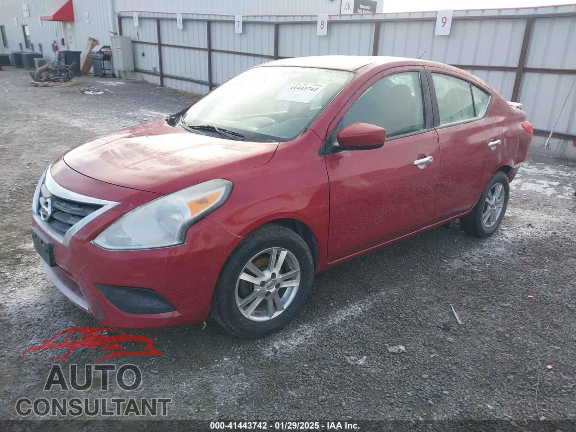NISSAN VERSA 2015 - 3N1CN7AP1FL812635