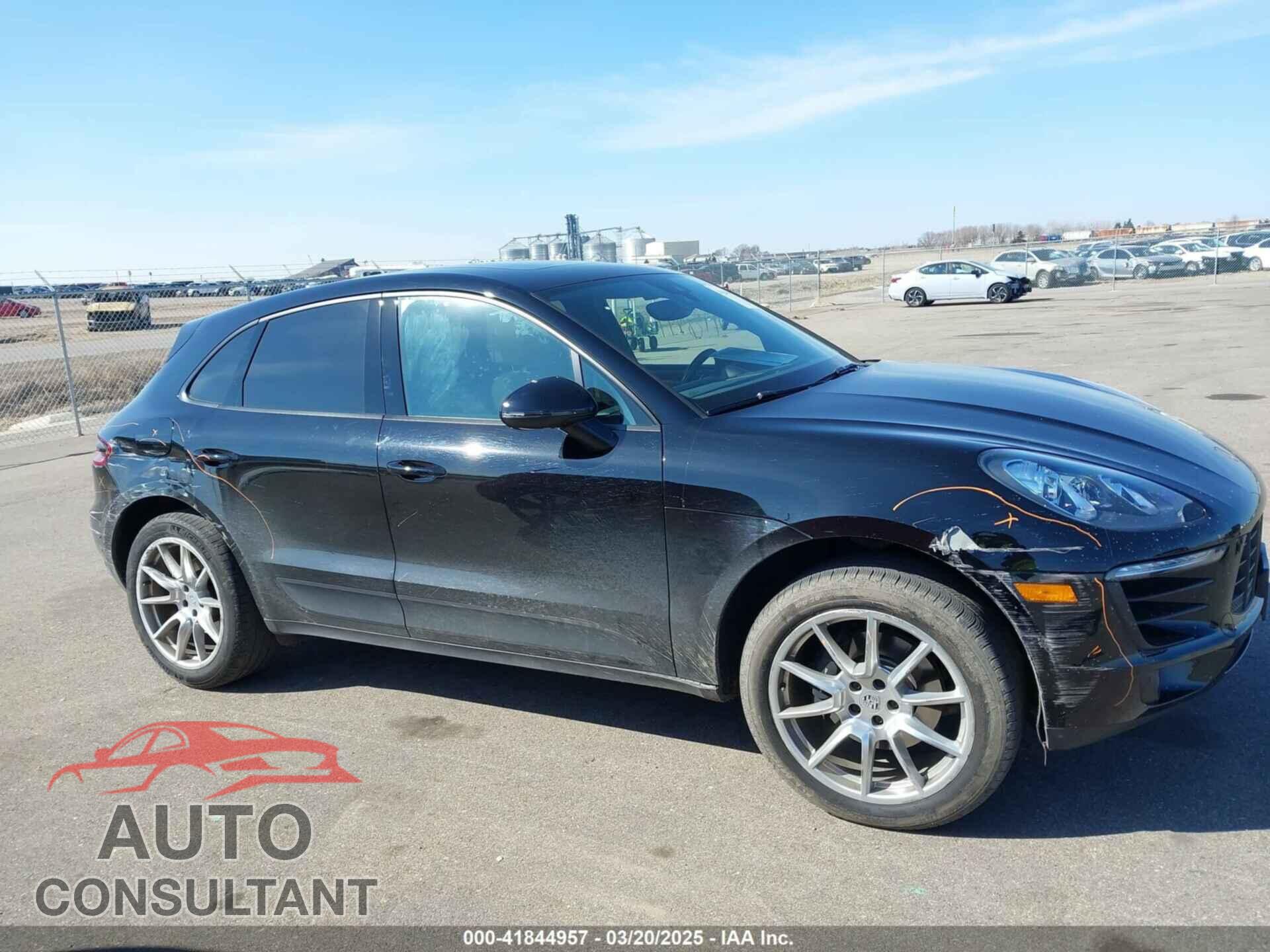 PORSCHE MACAN 2017 - WP1AA2A59HLB05748