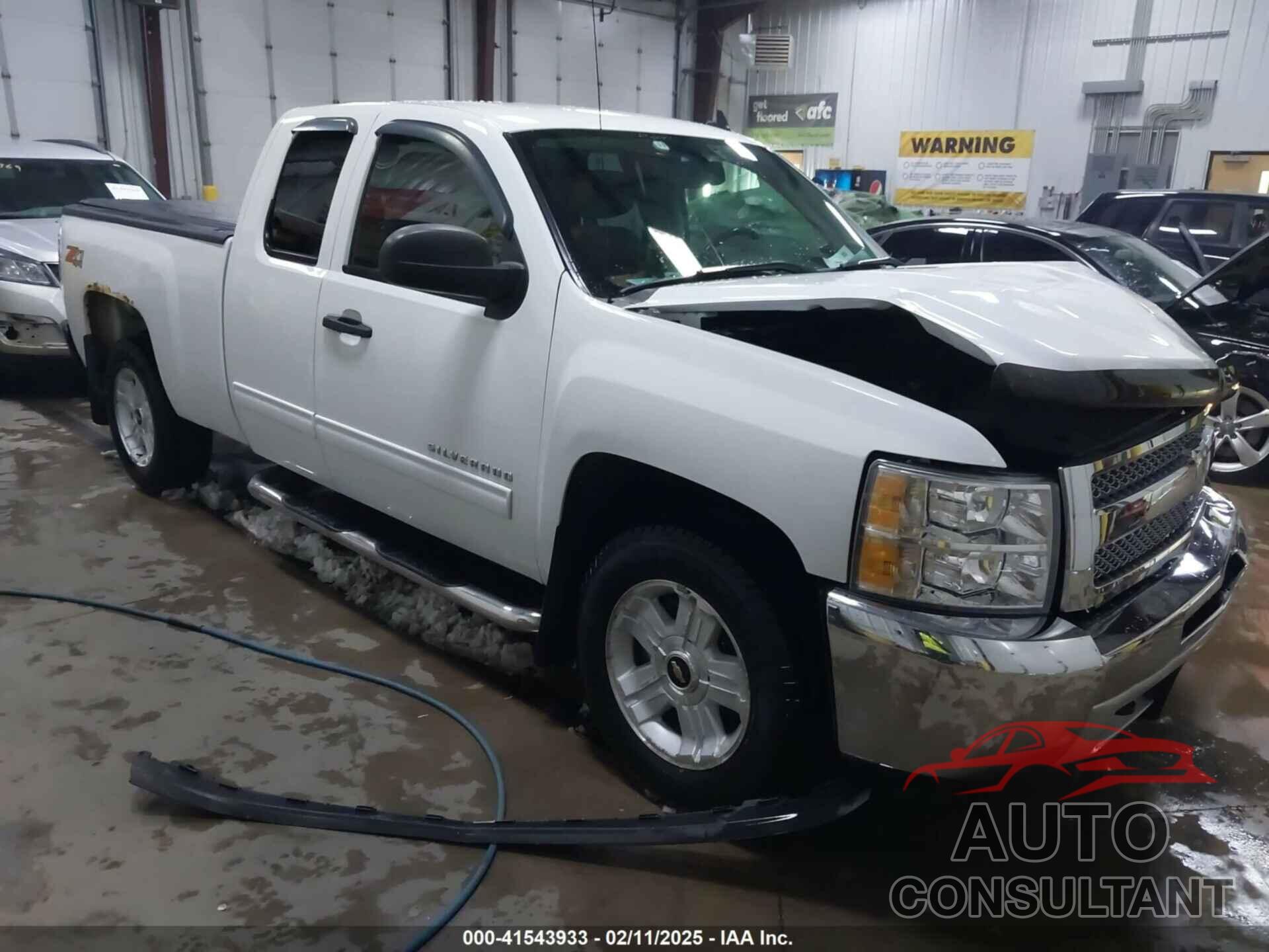 CHEVROLET SILVERADO 1500 2013 - 1GCRKSE76DZ185384