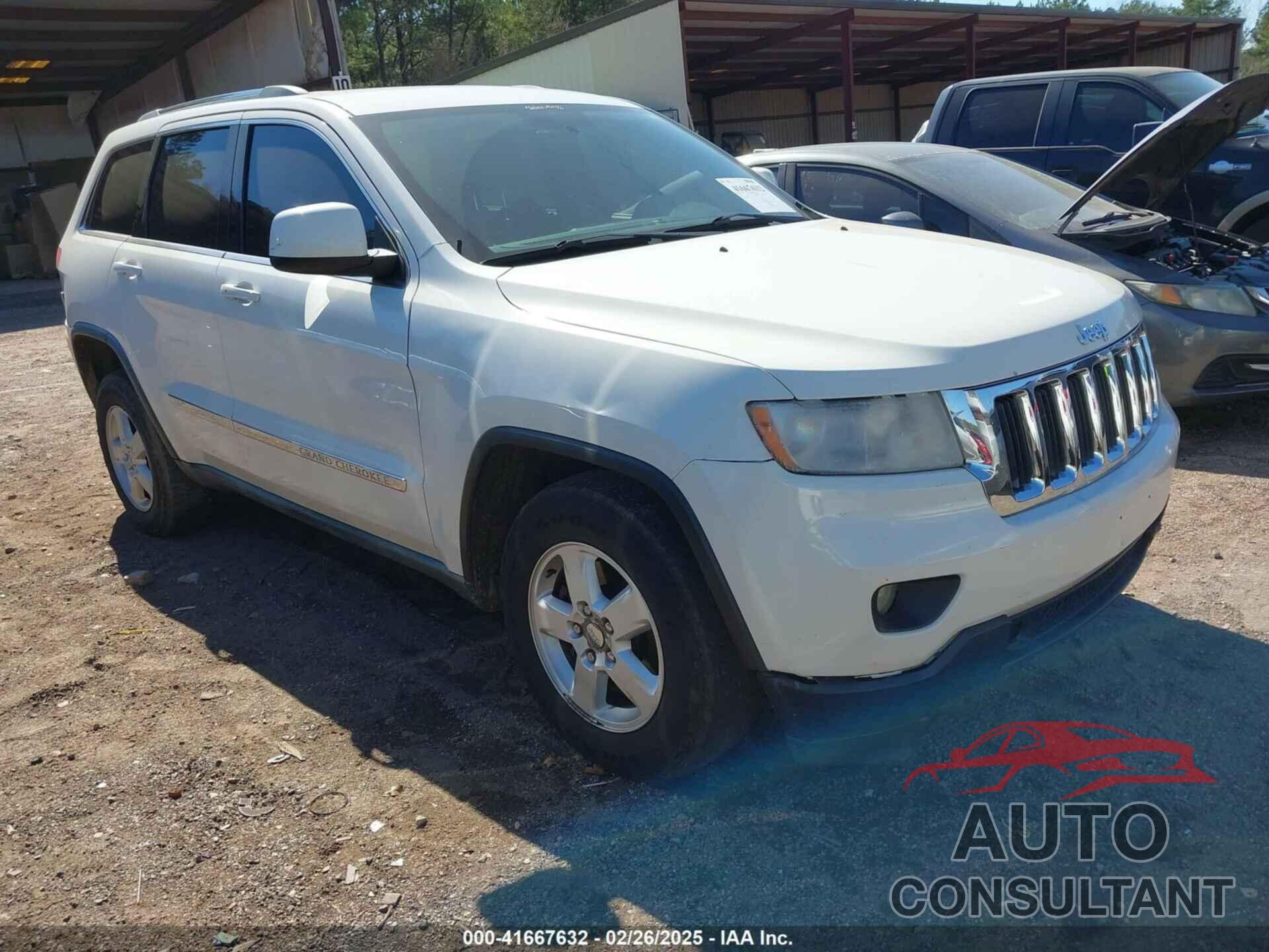 JEEP GRAND CHEROKEE 2011 - 1J4RR4GG8BC617746
