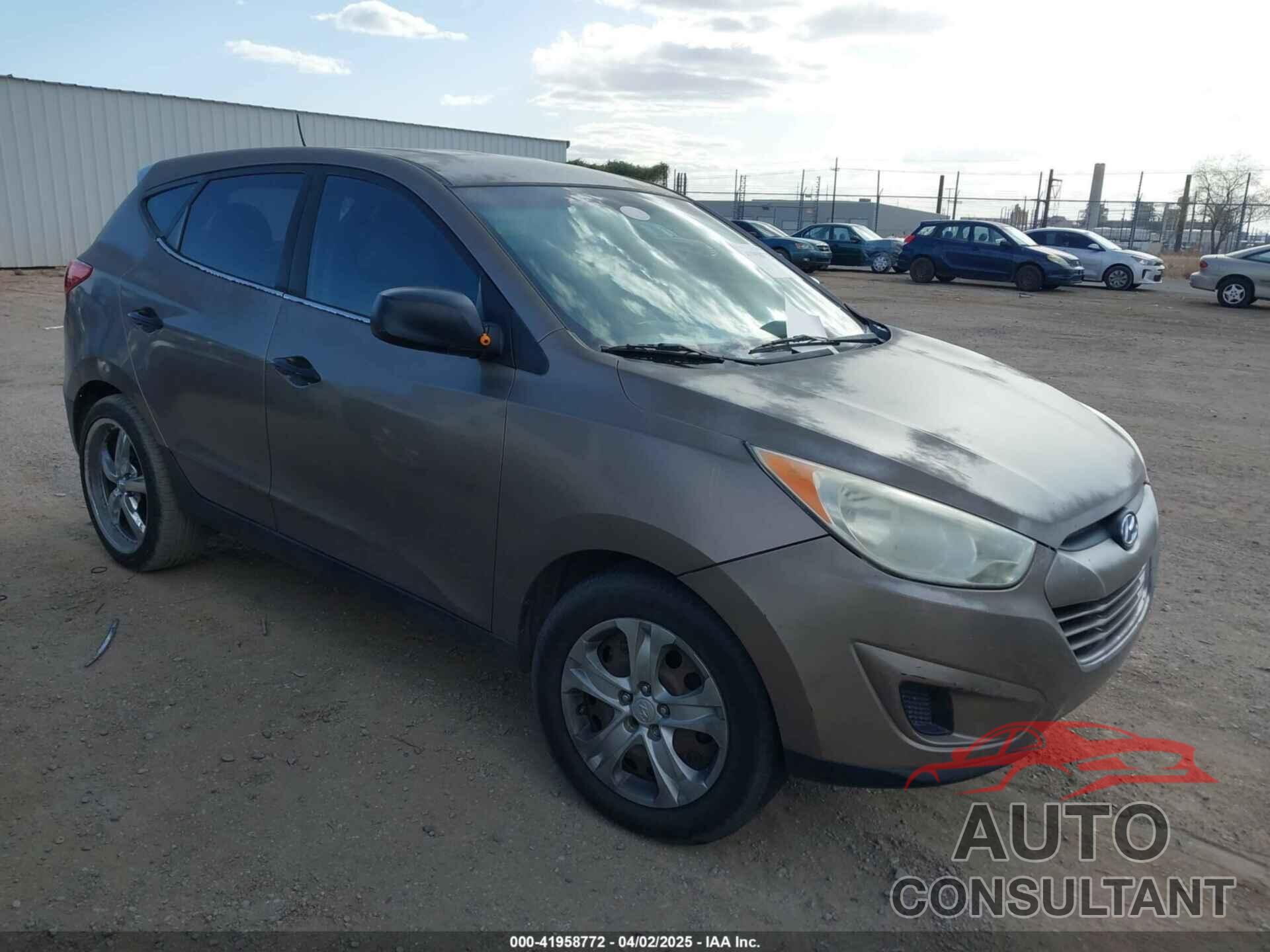 HYUNDAI TUCSON 2010 - KM8JT3AC7AU092042
