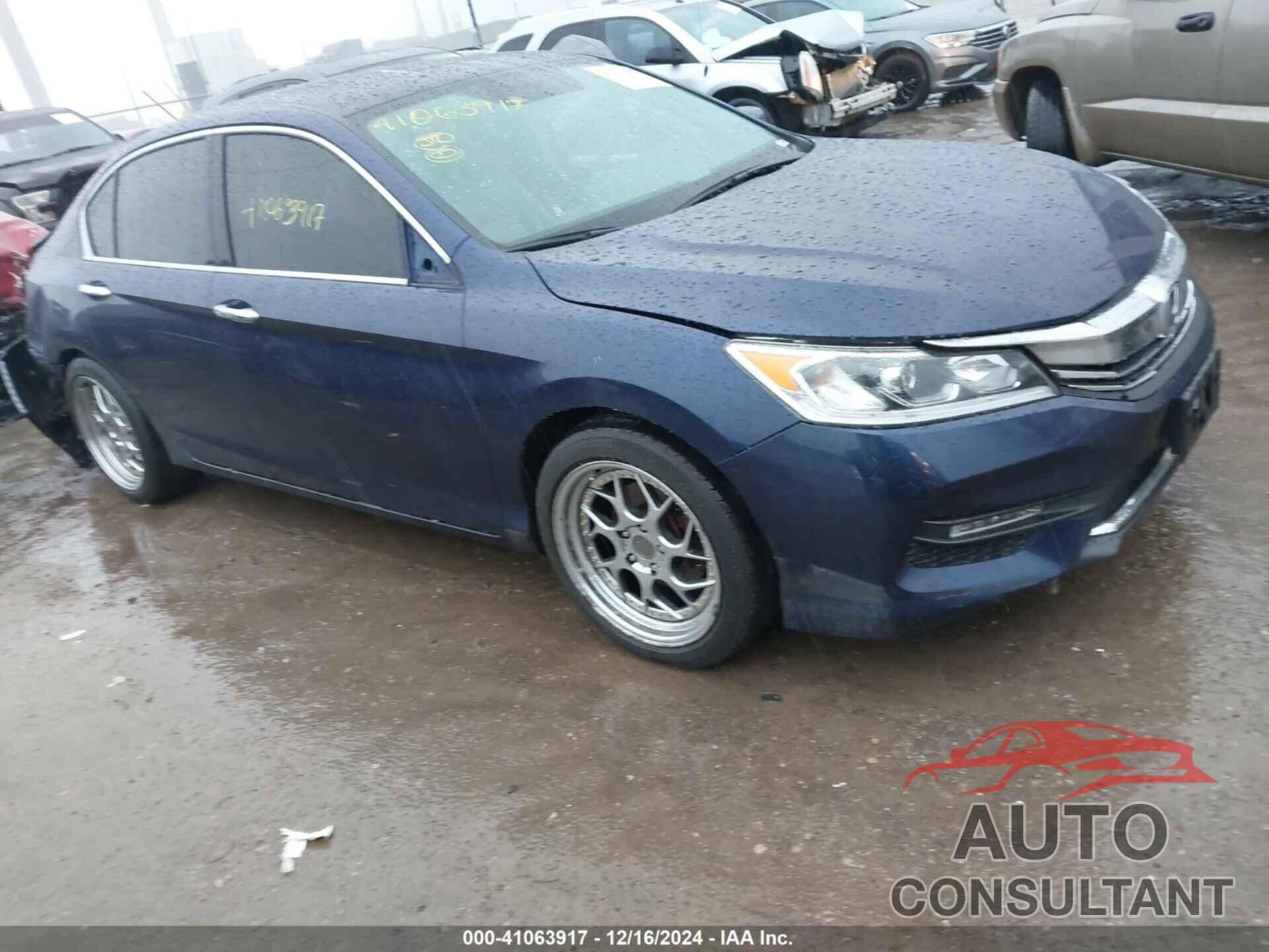 HONDA ACCORD 2016 - 1HGCR3F05GA009911