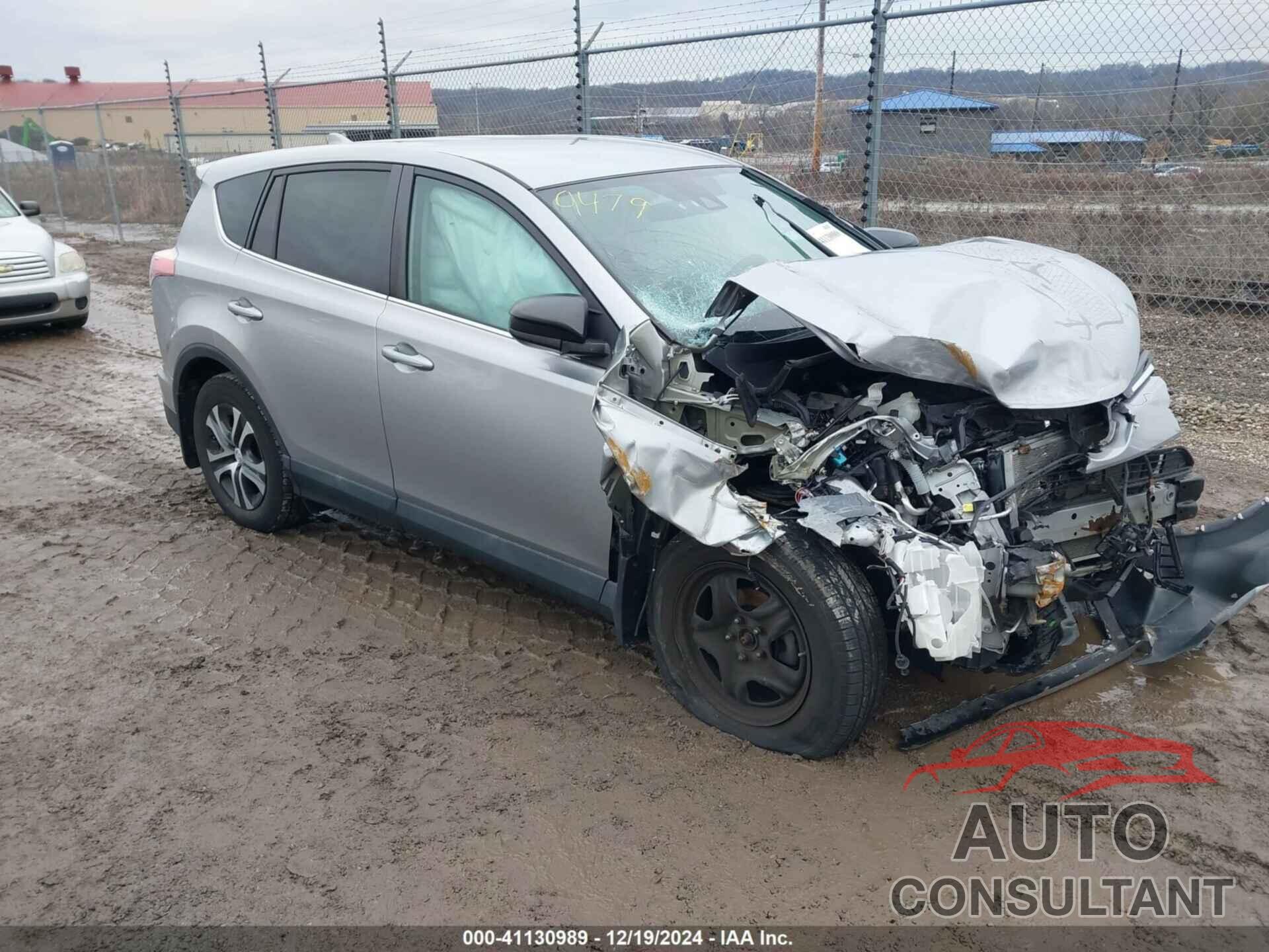 TOYOTA RAV4 2018 - 2T3BFREV1JW789479