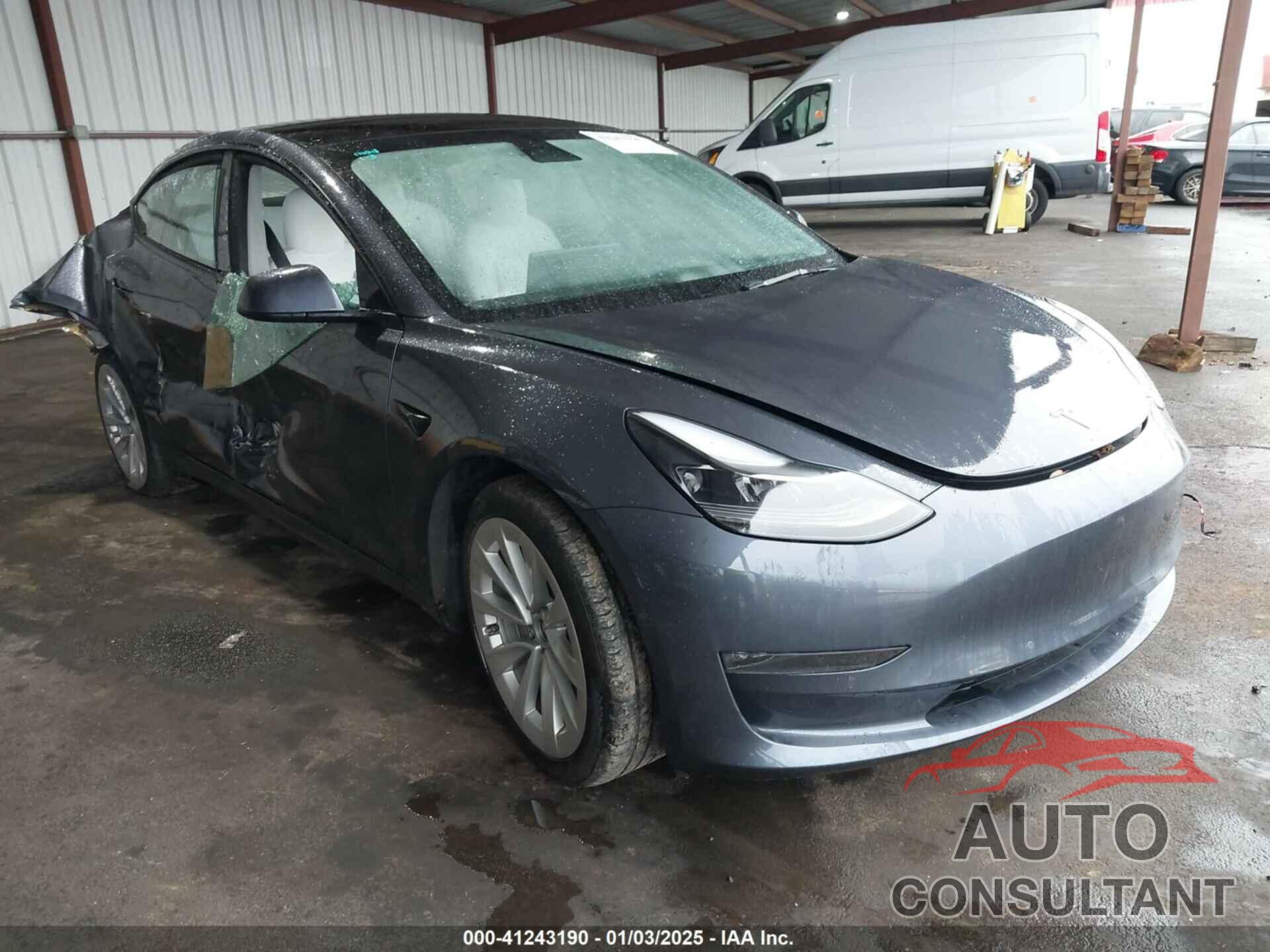 TESLA MODEL 3 2022 - 5YJ3E1EB9NF338892