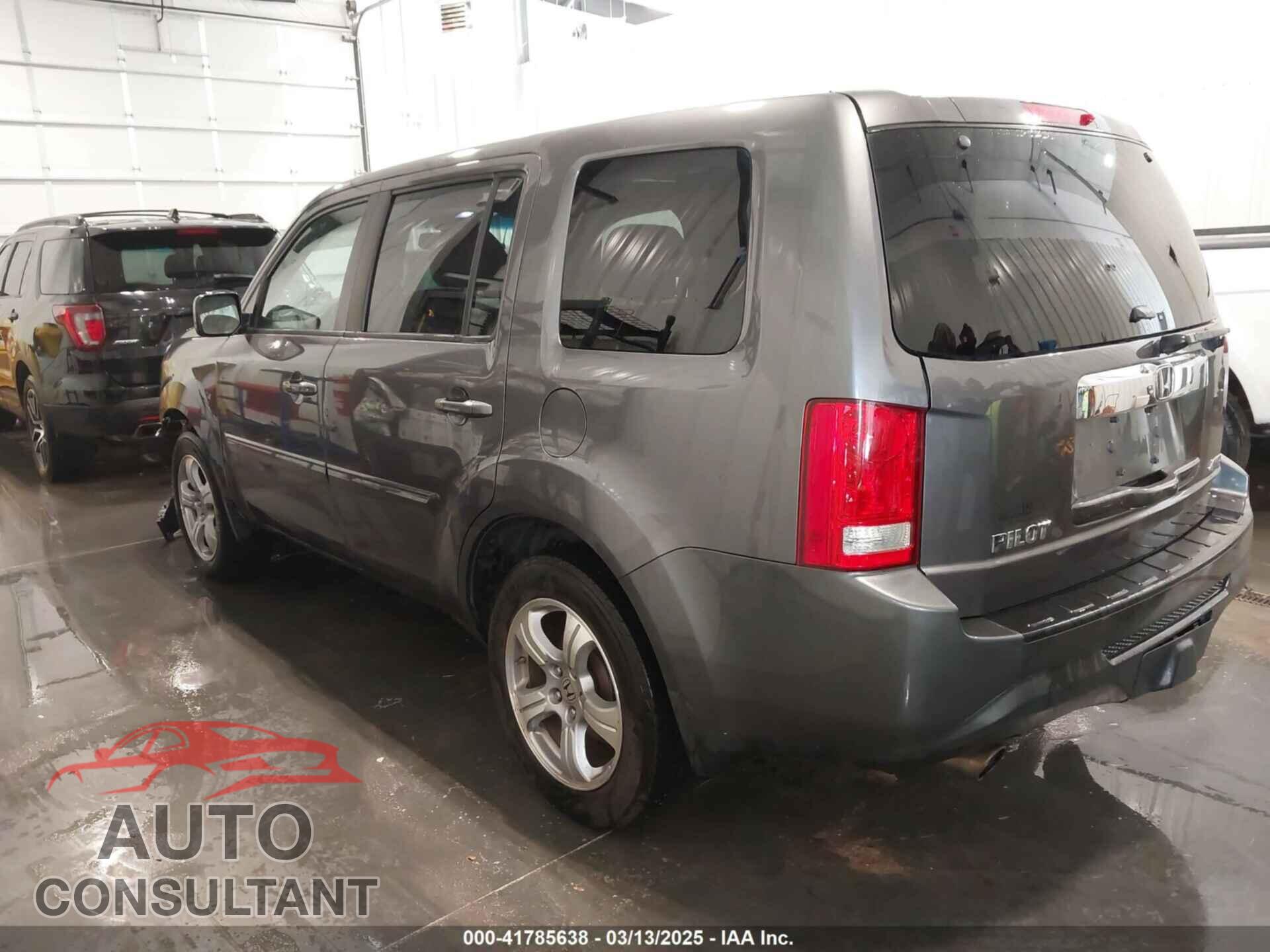 HONDA PILOT 2014 - 5FNYF4H53EB009809