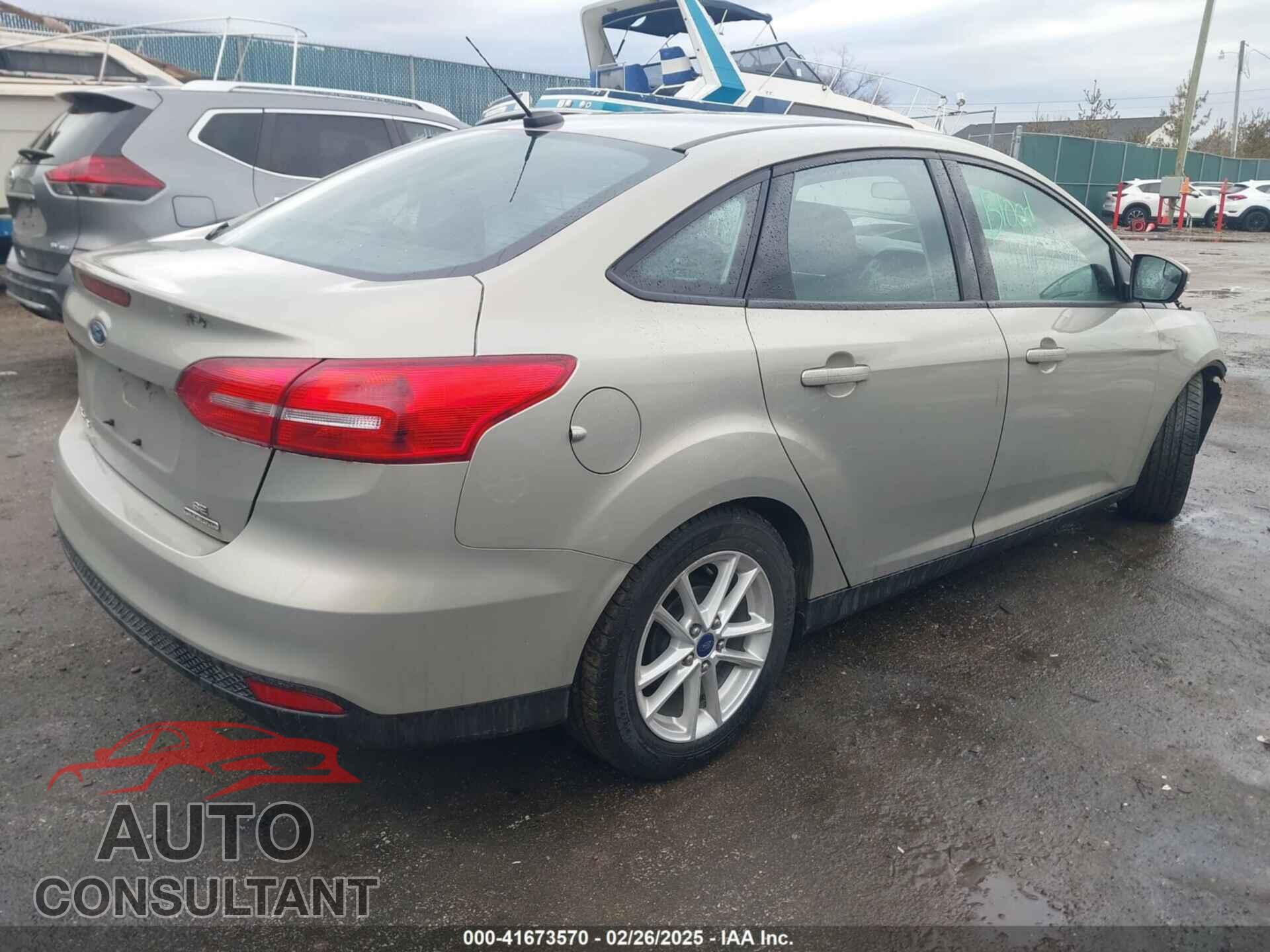 FORD FOCUS 2015 - 1FADP3F28FL254706