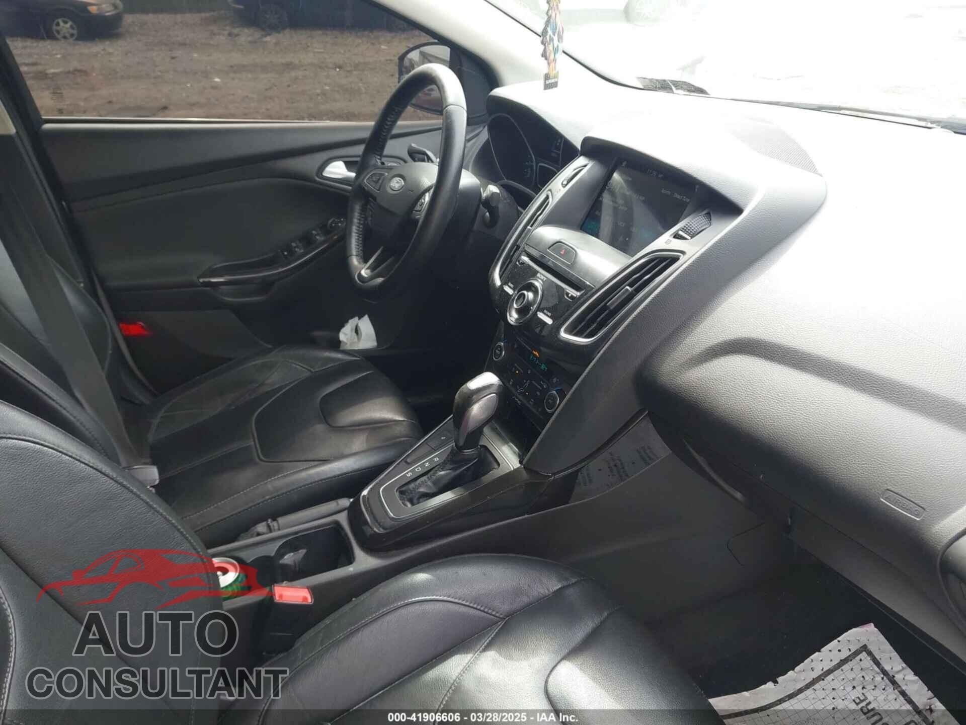 FORD FOCUS 2016 - 1FADP3J22GL200763
